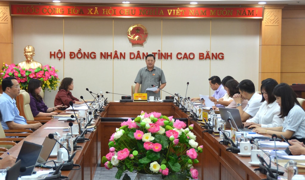168809_dong_chi_ban_quy_son_tinh_uy_vien_truong_ban_dan_toc_hdnd_tinh_ket_luan_cuoc_hop_13350111.jpg
