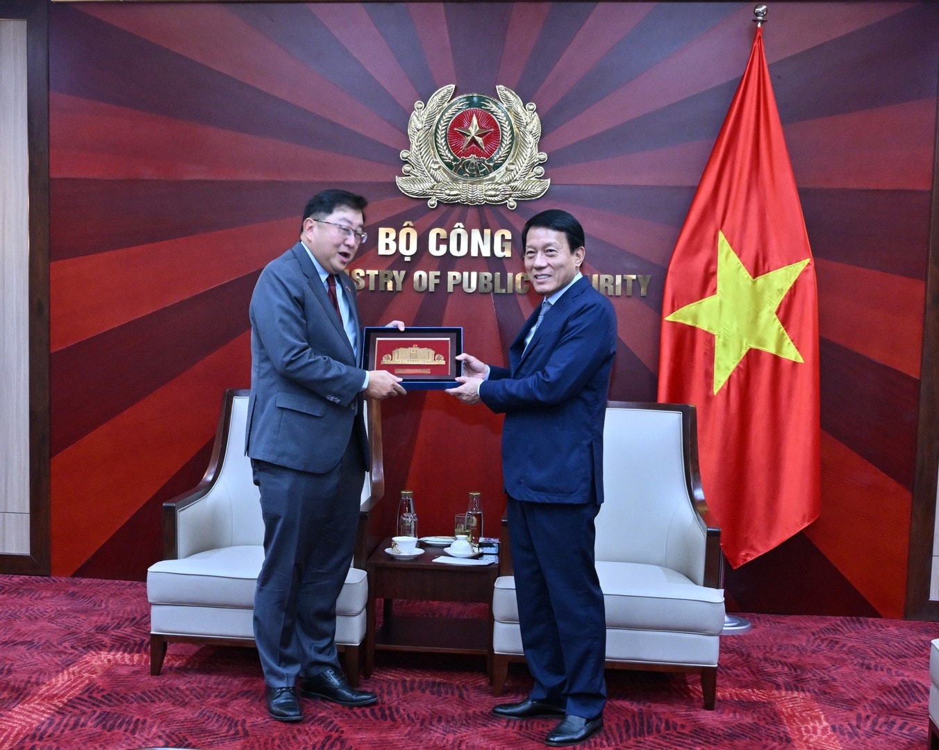 bocongan.gov.vn-media-bca-media-_library-20260611112814-5c160c5c-dcef-4a50-afa3-d5d765cd42b6-02-tk1-tq.jpg