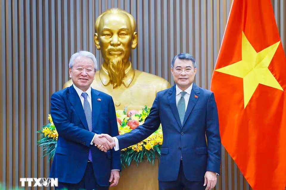c42ef1c566651b5cfd7a98b9375ac1ebc8e17bdac49d8daf8d390-_ttxvn-thu-tuong-tiep-chu-tich-co-quan-hop-tac-quoc-te-nhat-ban-1.jpg