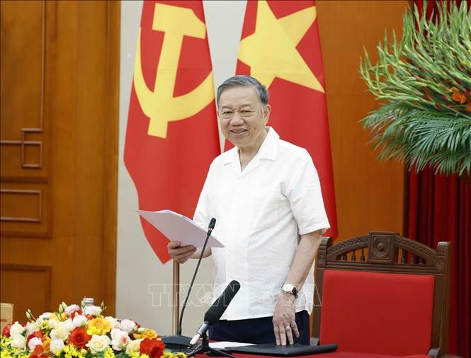 cdnmedia.baotintuc.vn-upload-e9gdnzvhdfi8lzswc6uba-files-2026-06-_xay-dung-dang-12626-12.jpg