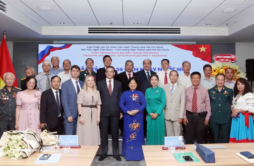 Delegates attend the June 11 gathering to commemorate Russia Day in Ho Chi Minh City. (Photo: VNA)