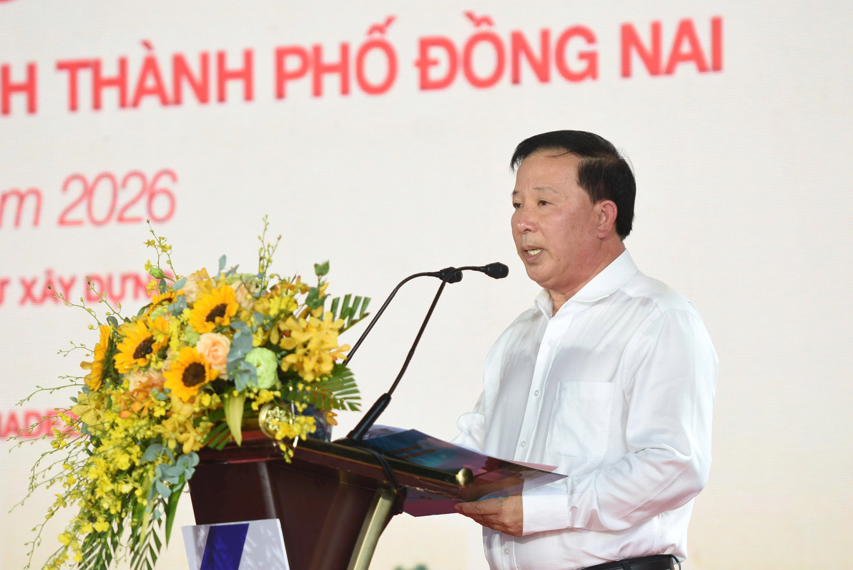 khởi công 1