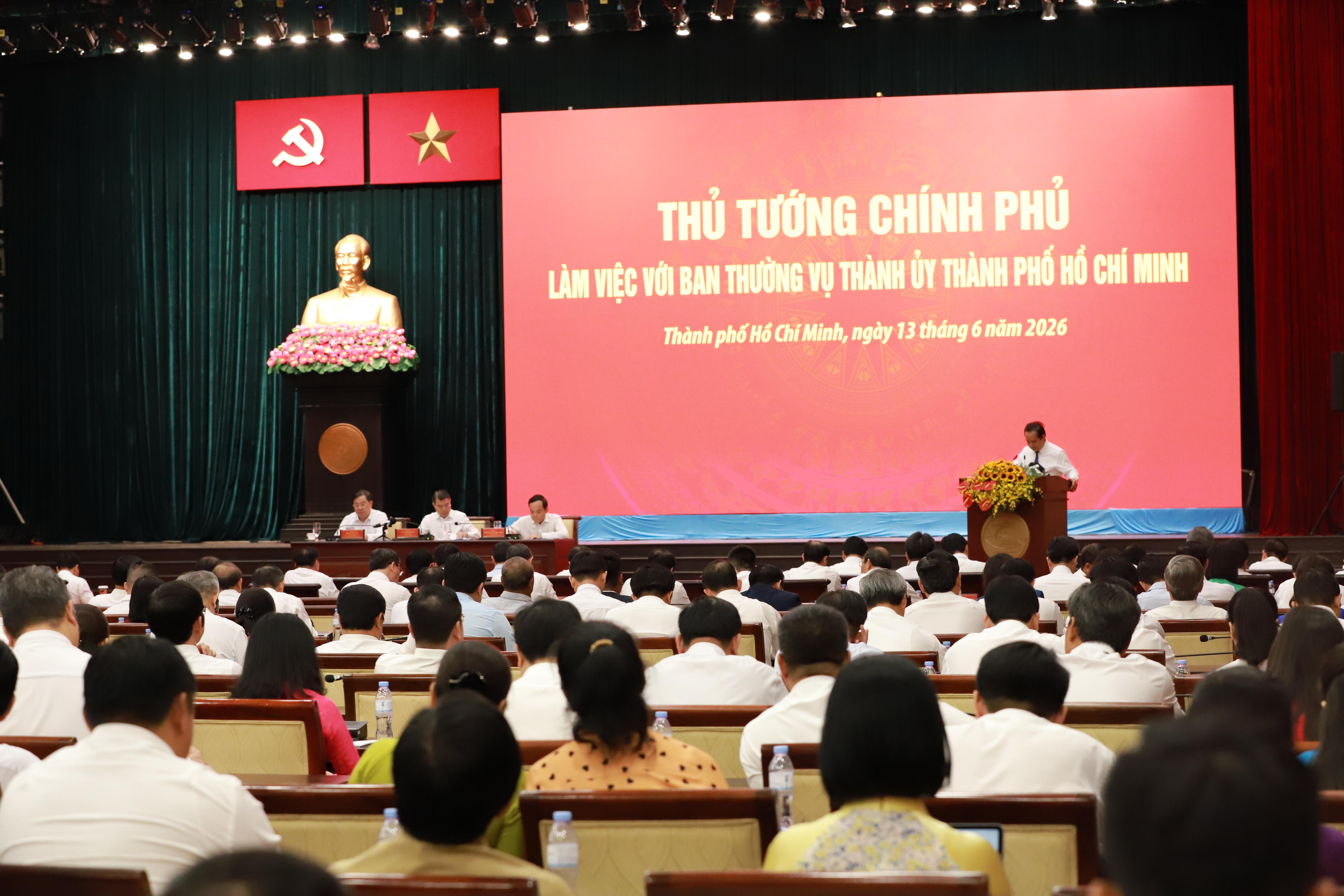 Quang cảnh cuộc làm việc 