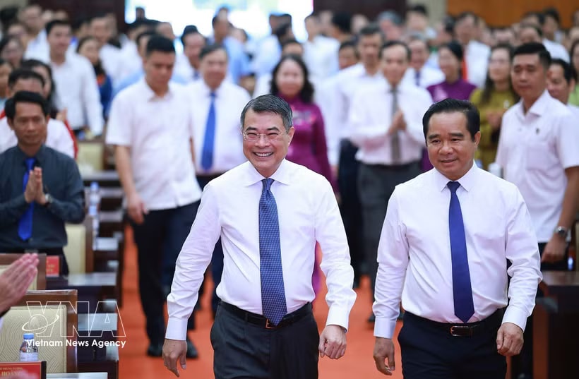 Prime Minister Le Minh Hung chairs a working session with the Standing Board of the Ho Chi Minh City Party Committee on June 13, 2026. (Photo: VNA)