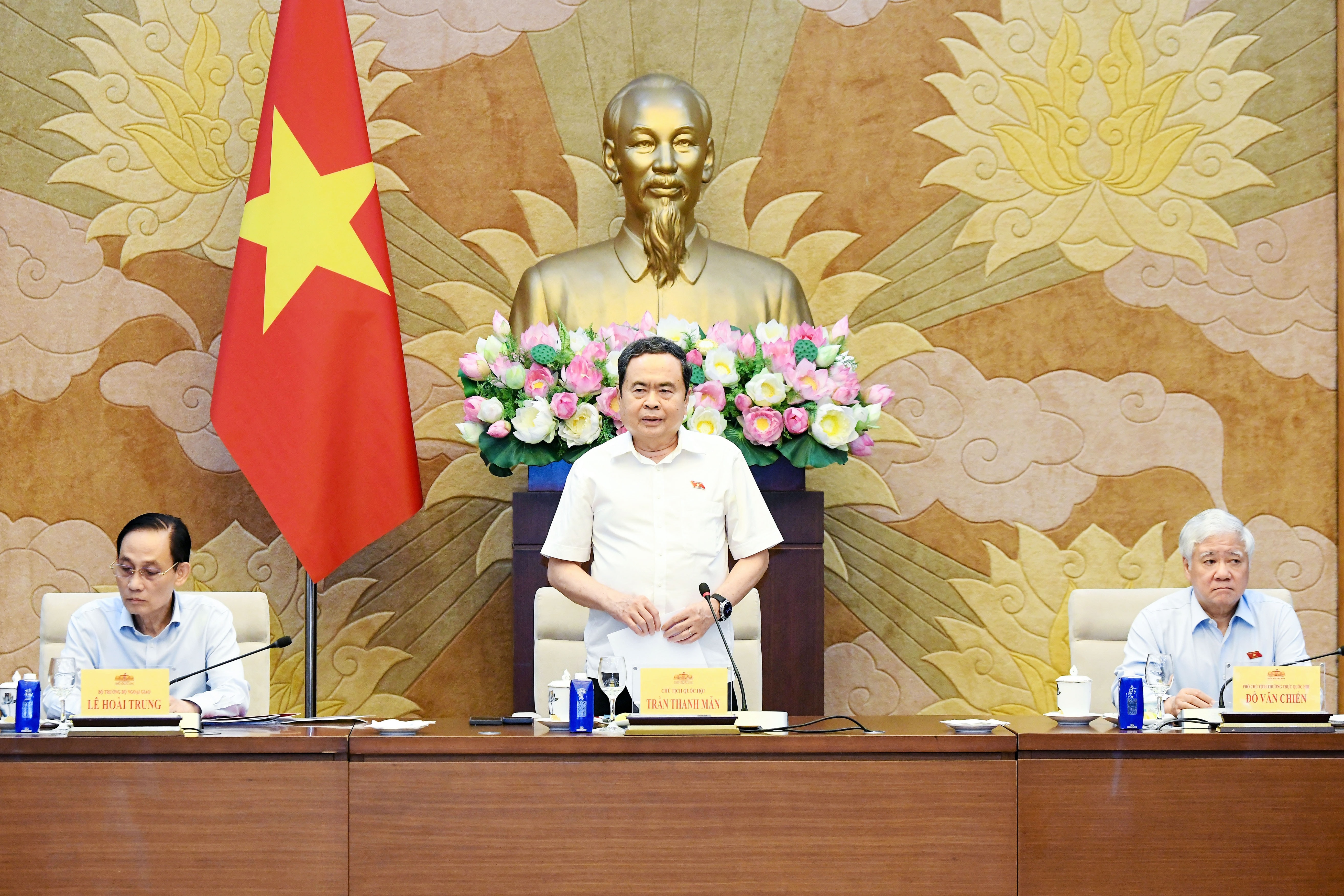Chủ tịch Quốc hội Trần Thanh Mẫn chủ trì làm việc về công tác phối hợp phục vụ hoạt động đối ngoại Quốc hội, lãnh đạo Quốc hội