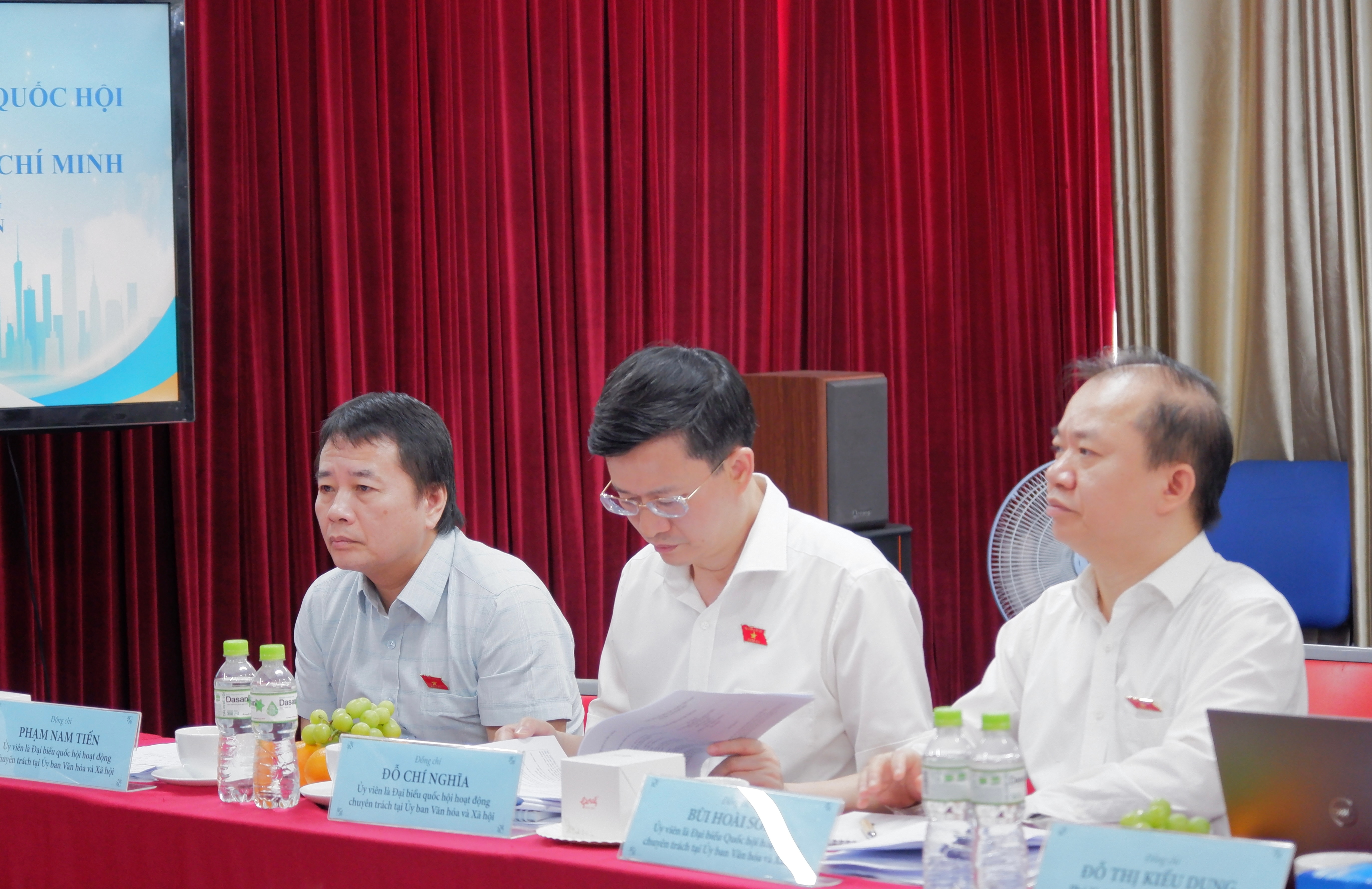 Các thành viên đoàn khảo sát