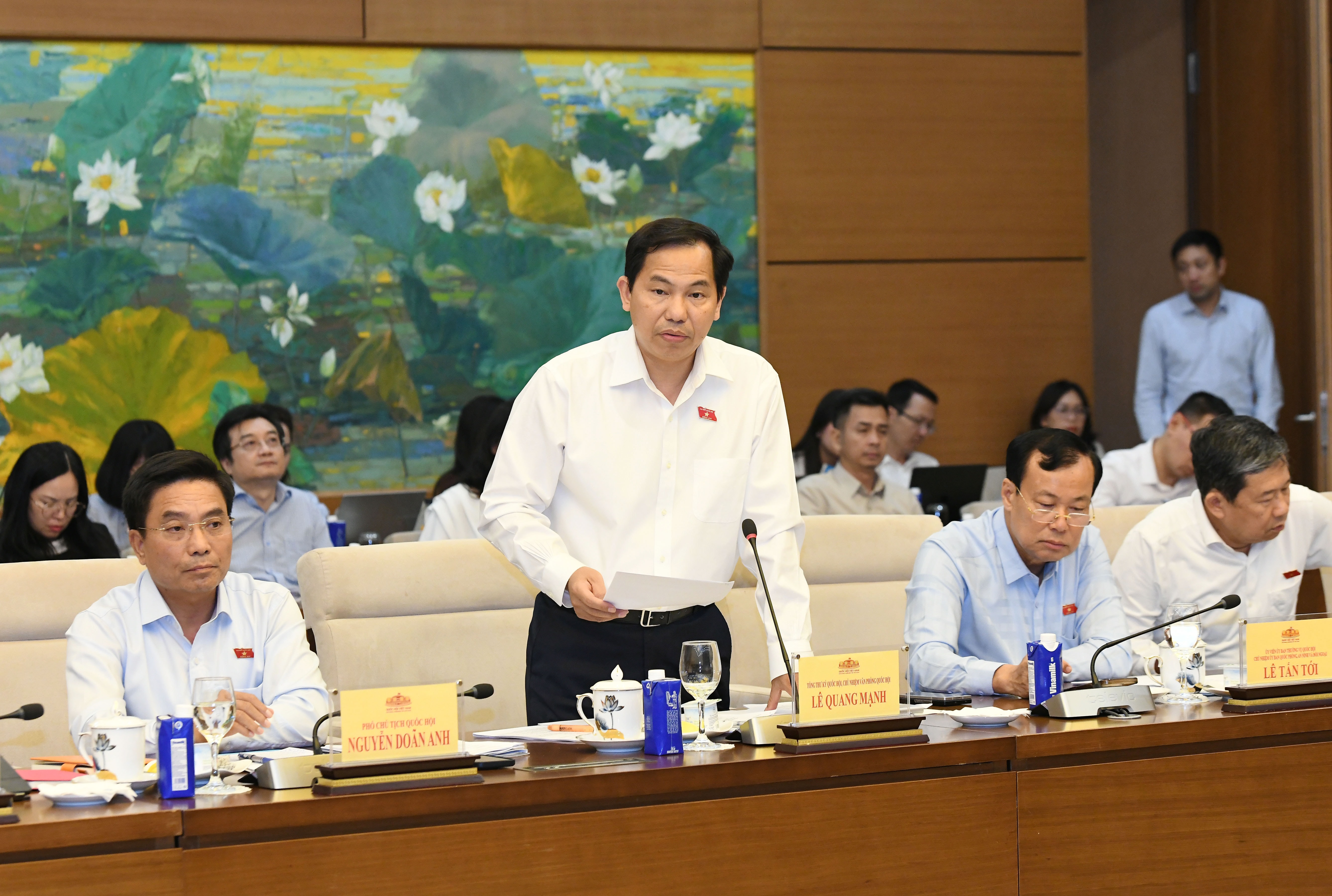 Tổng thư ký, Chủ nhiệm VPQH Lê Quang Mạnh
