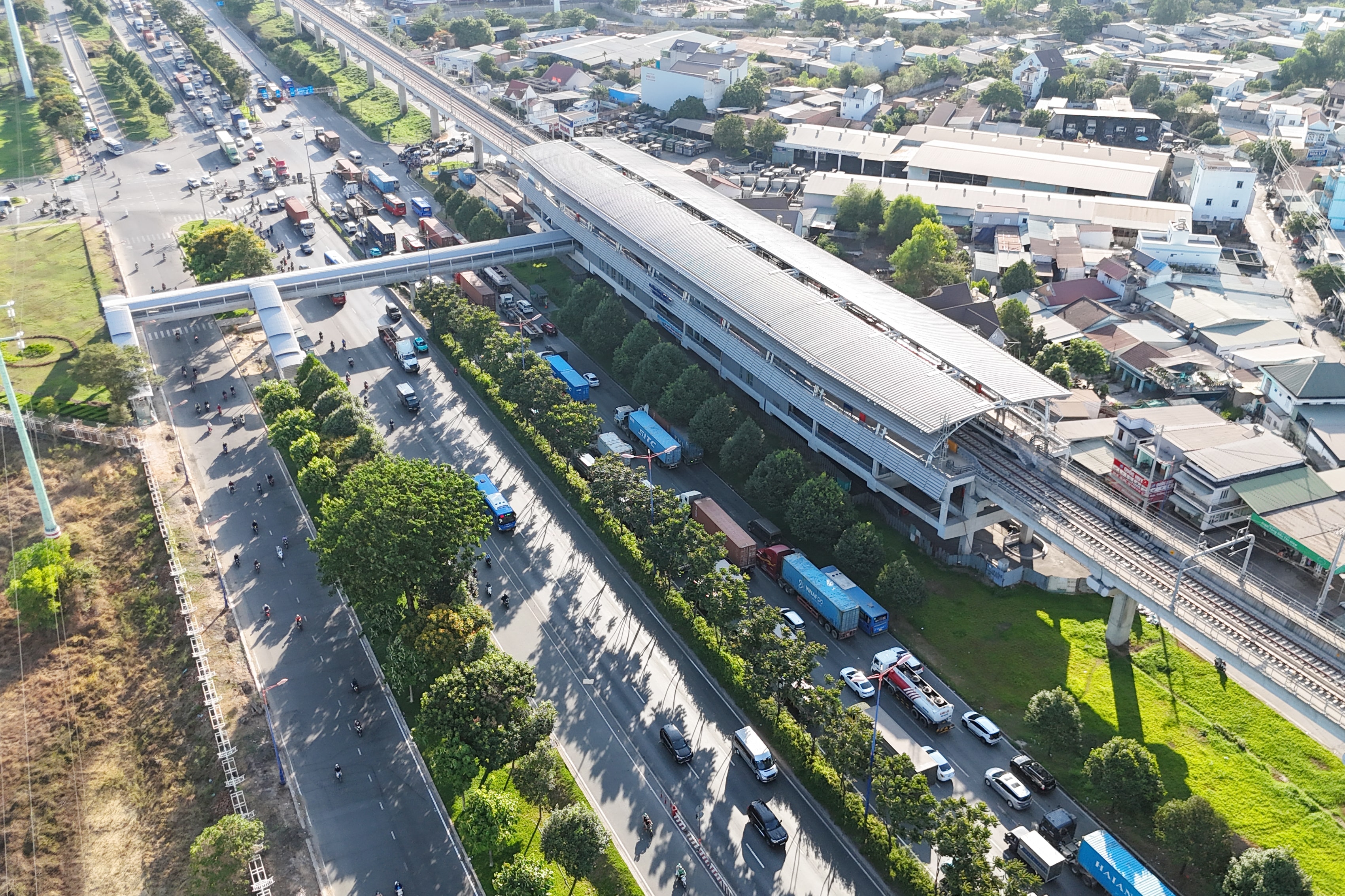 tp.-ho-chi-minh-len-phuong-an-khai-thac-thuong-mai-cac-nha-ga-metro-so-1.jpg