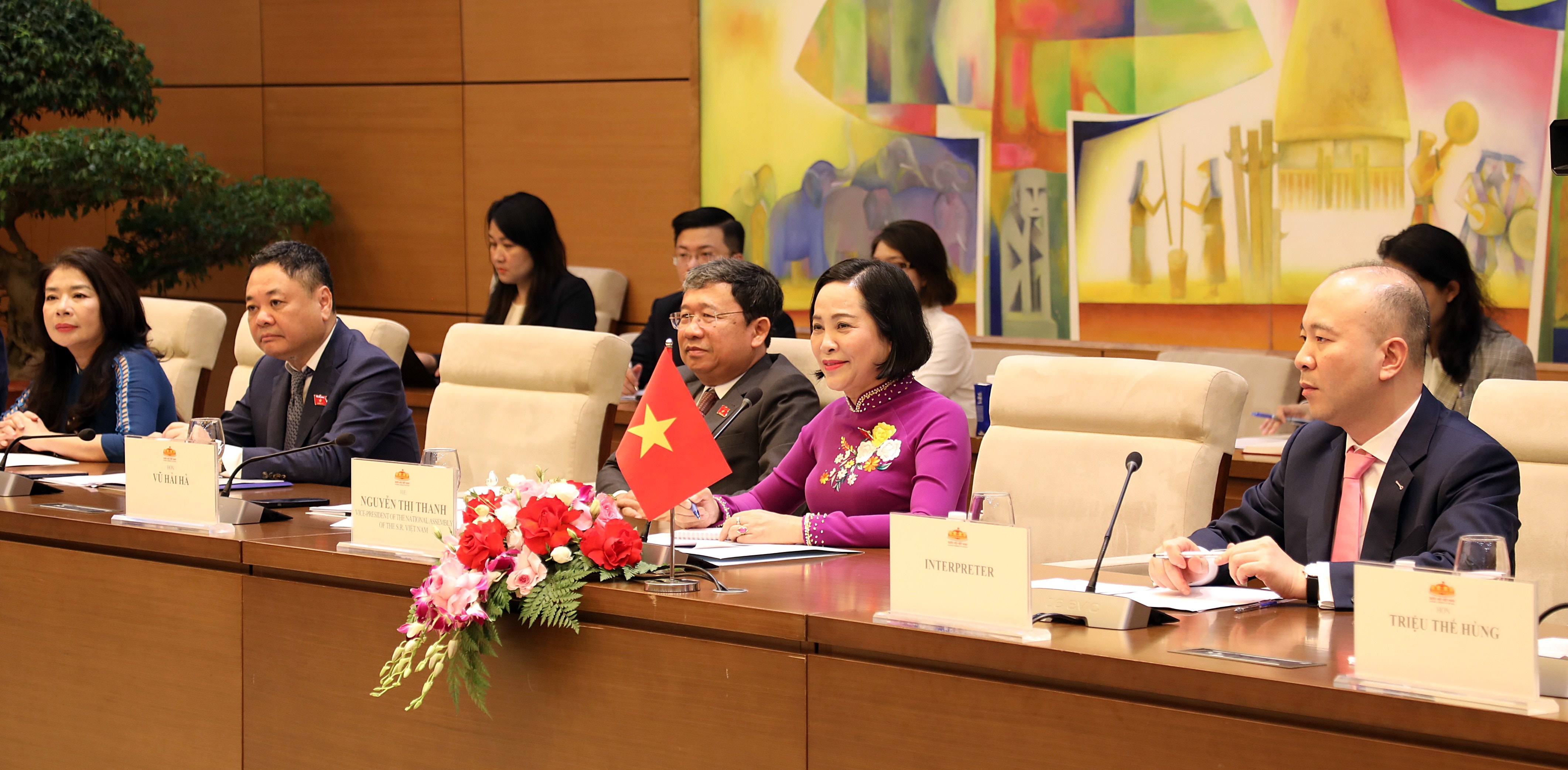 Phó Chủ tịch Quốc hội Nguyễn Thị Thanh phát biểu tại cuộc hội đàm