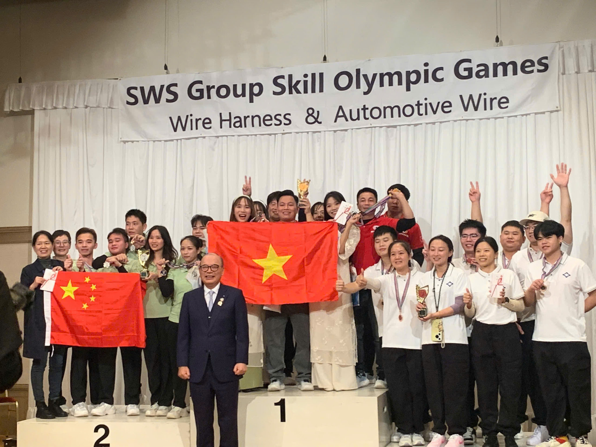 Đoàn Sumi-Hanel đạt Giải Nhất đồng đội Cuộc thi Olimpic Kỹ năng sản xuất toàn cầu năm 2025