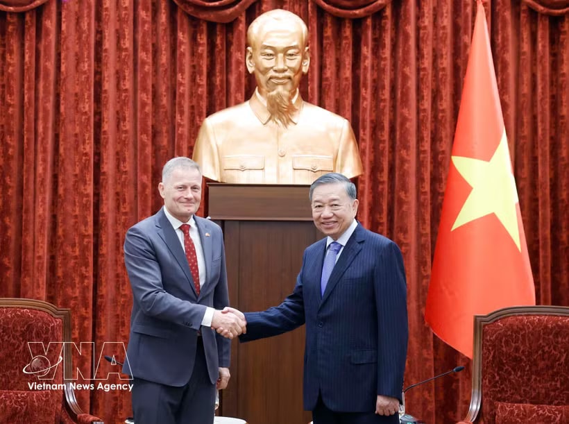 Party General Secretary and State President To Lam receives Danish Ambassador to Vietnam Nicolai Prytz in Hanoi on June 15, 2026. (Photo: VNA)