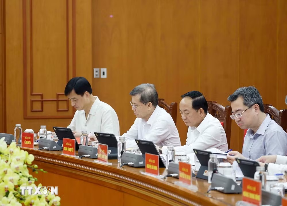 Các đại biểu tham dự. (Ảnh: Thống Nhất/TTXVN) ttxvn-tong-bi-thu-chu-tich-nuoc-to-lam-3-resize.jpg