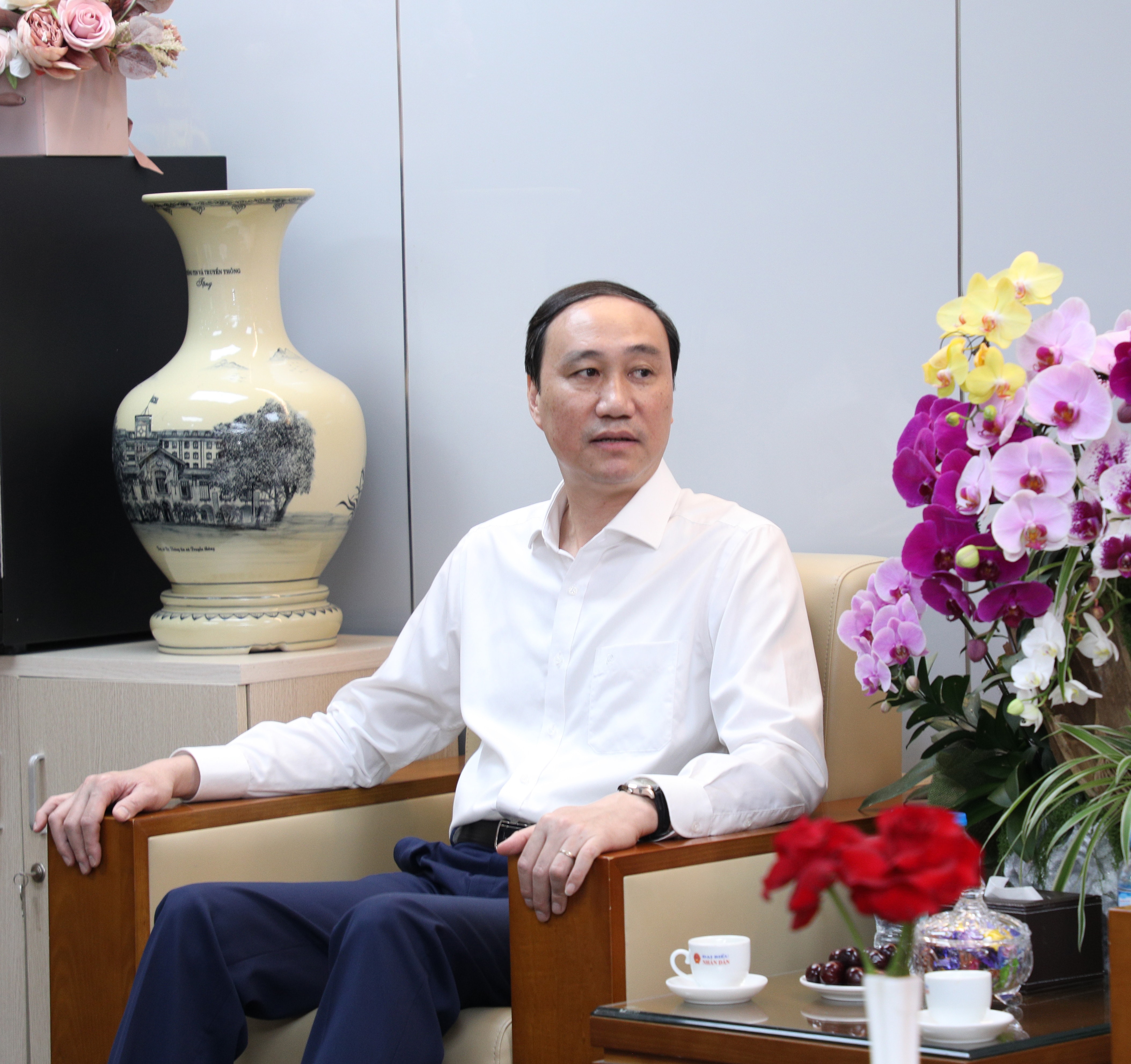 Phó Bí thư Đảng uỷ Quốc hội Phùng Khánh Tài đánh giá cao kết quả Báo Đại biểu Nhân dân đạt được trong thời gian qua