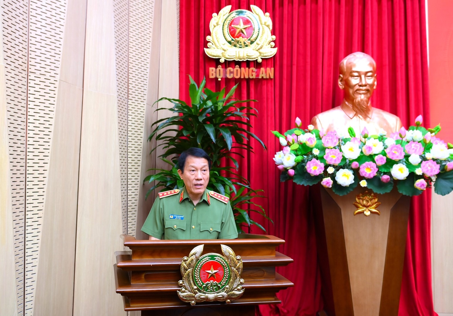 bocongan.gov.vn-media-bca-media-_library-20260618091034-a4affaa2-a6bc-45d3-aabf-06db325f43a7-atx-1410.jpg