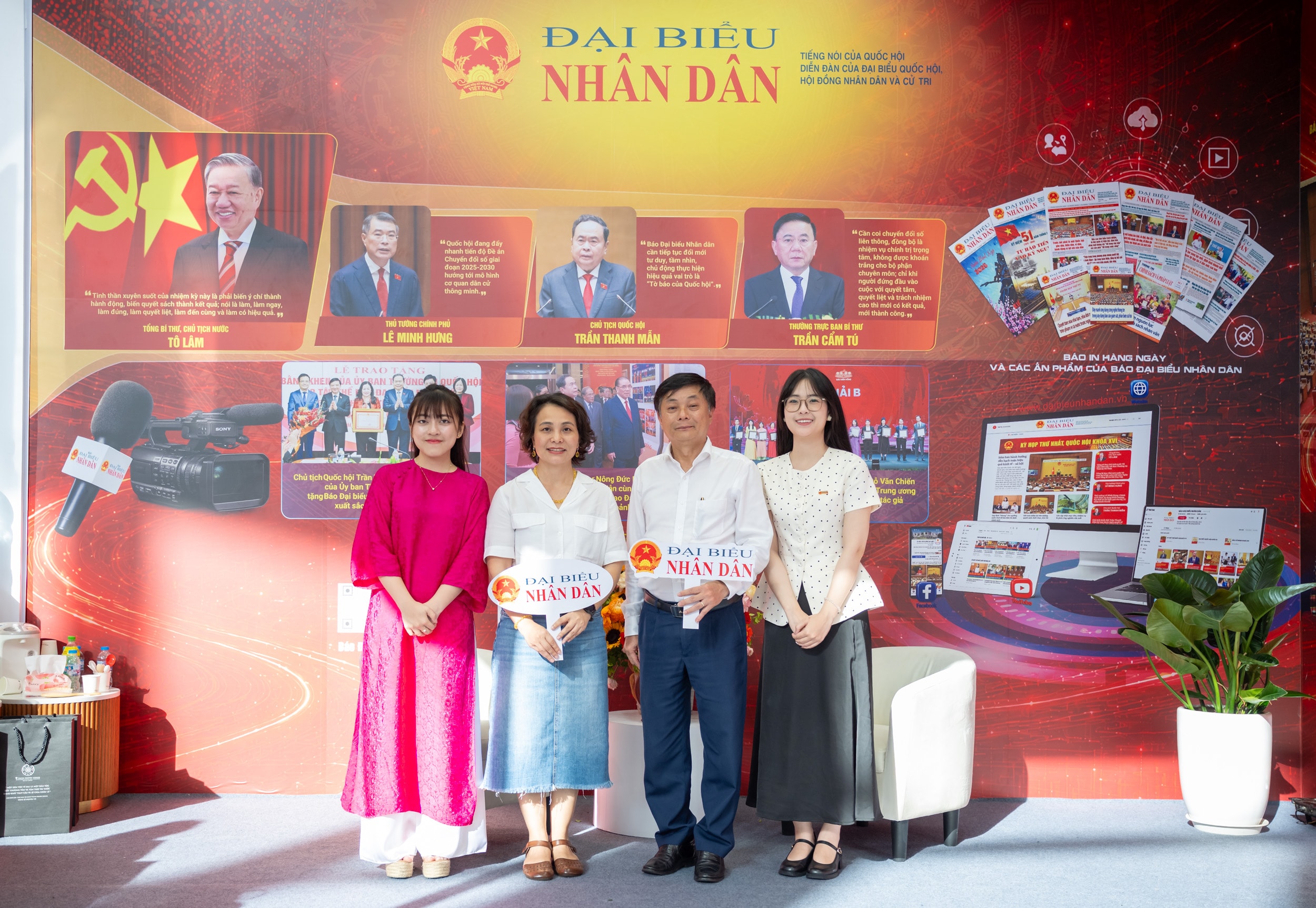 Giám đốc Học viện Báo chí PGS.TS Phạm Minh Sơn