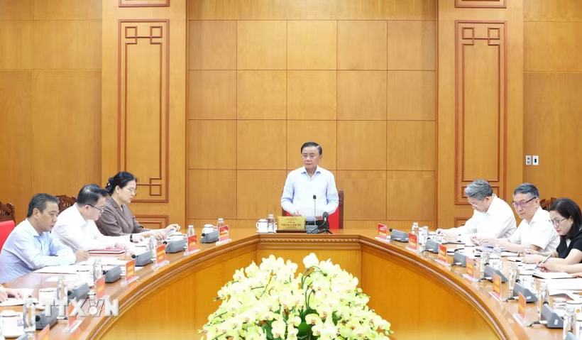 Thường trực Ban Bí thư Trần Cẩm Tú phát biểu chỉ đạo cuộc họp. (Ảnh: Phương Hoa/TTXVN)