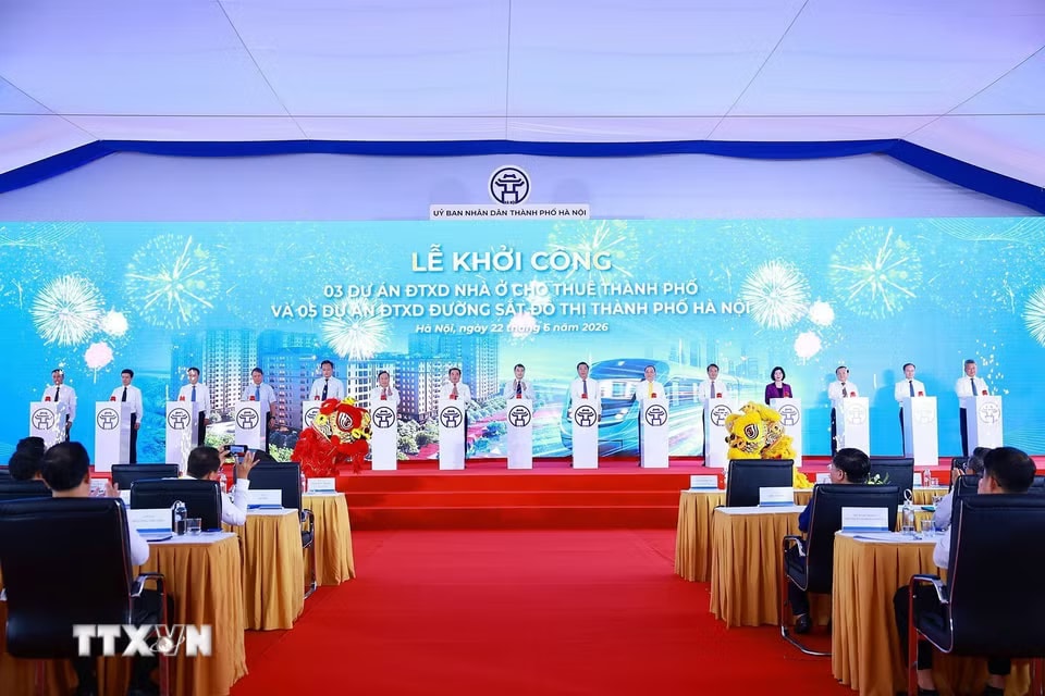 e56e8a402356a73-_ttxvn-thu-tuong-du-le-khoi-cong-du-an-nha-o-cho-thue-thanh-pho-va-duong-sat-do-thi-thanh-pho-ha-noi-6.jpg.avif