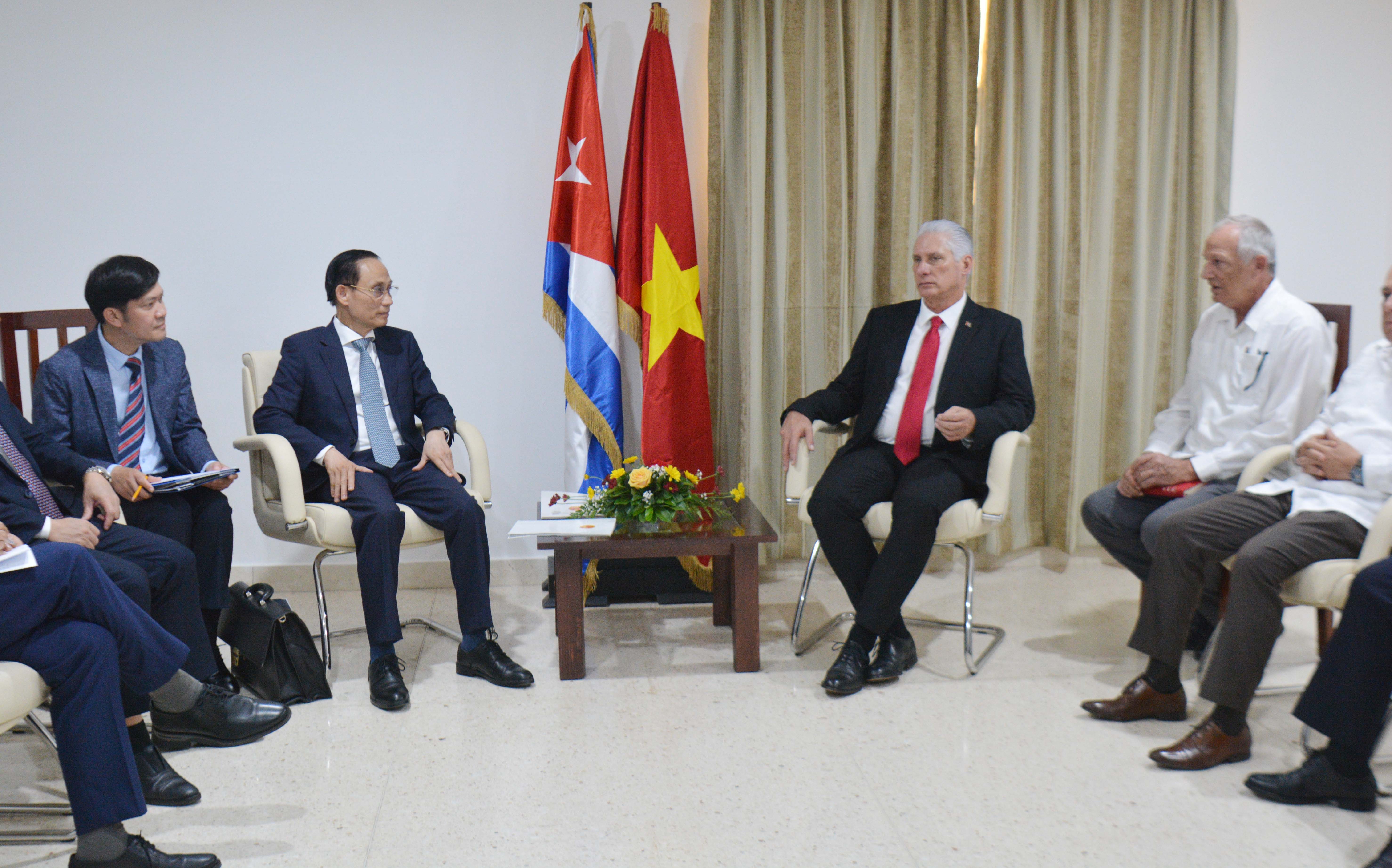 Hội kiến Chủ tịch Cuba