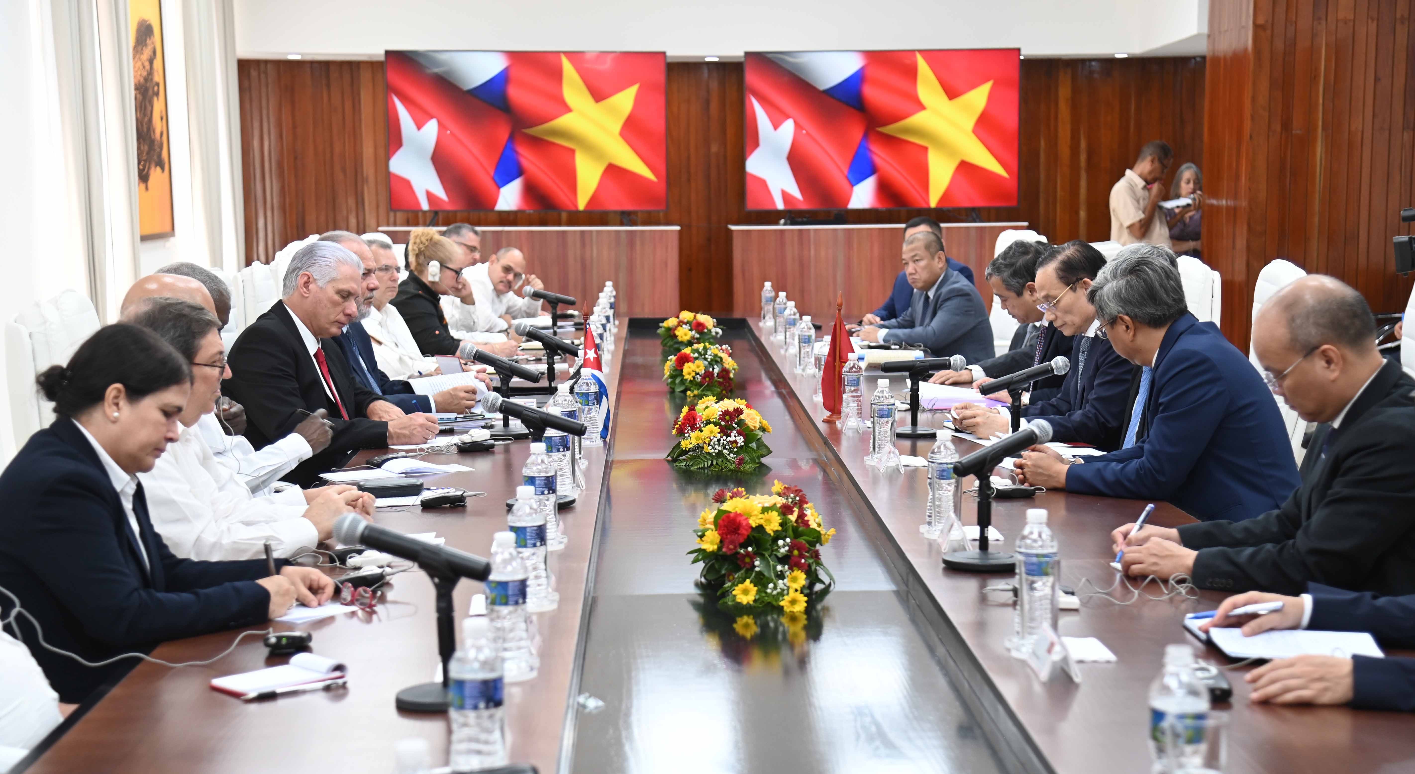 Hội nghị phổ biến kết quả Đại hội Đảng lần thứ 14