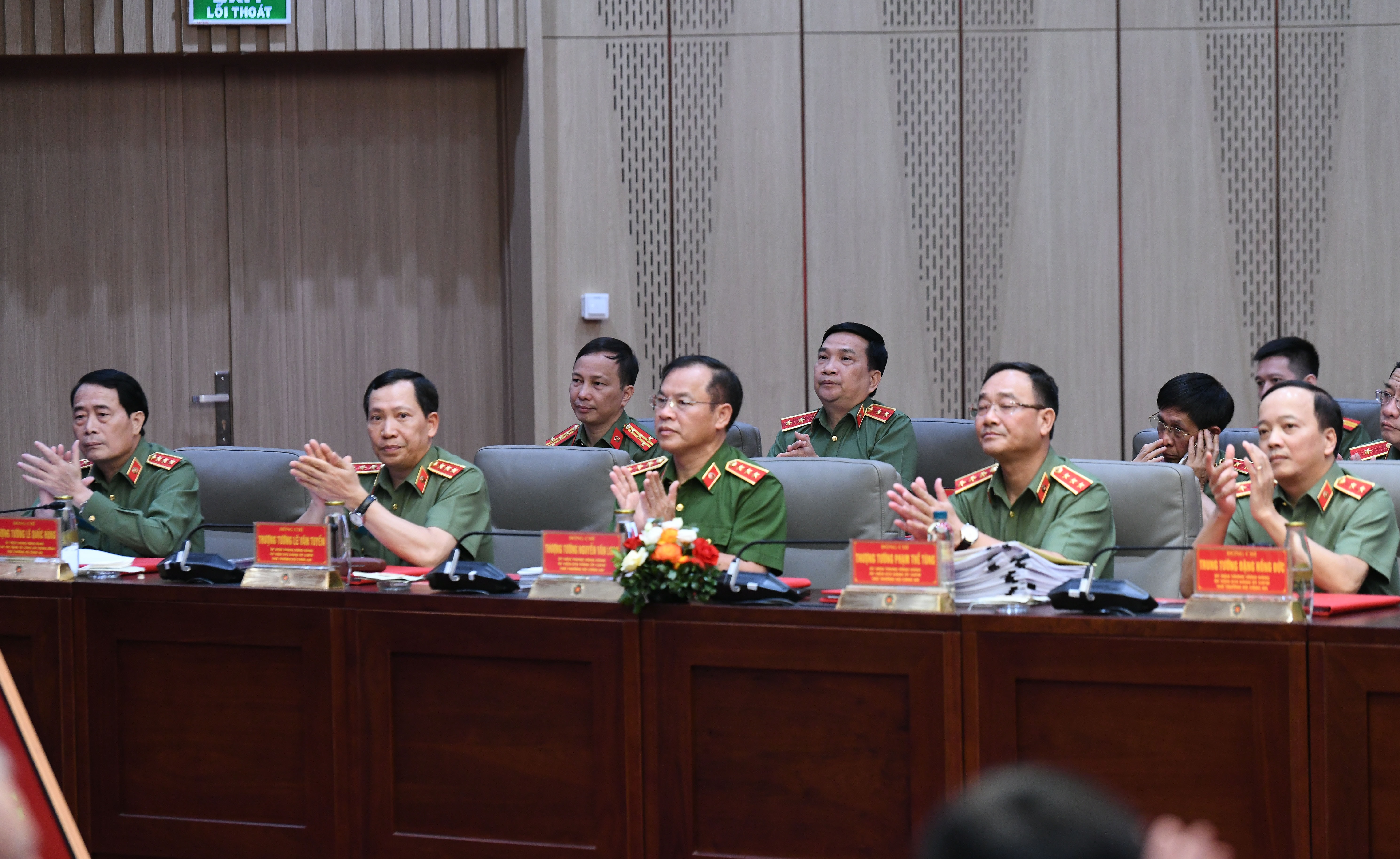 Các đại biểu tham dự hội nghị.2