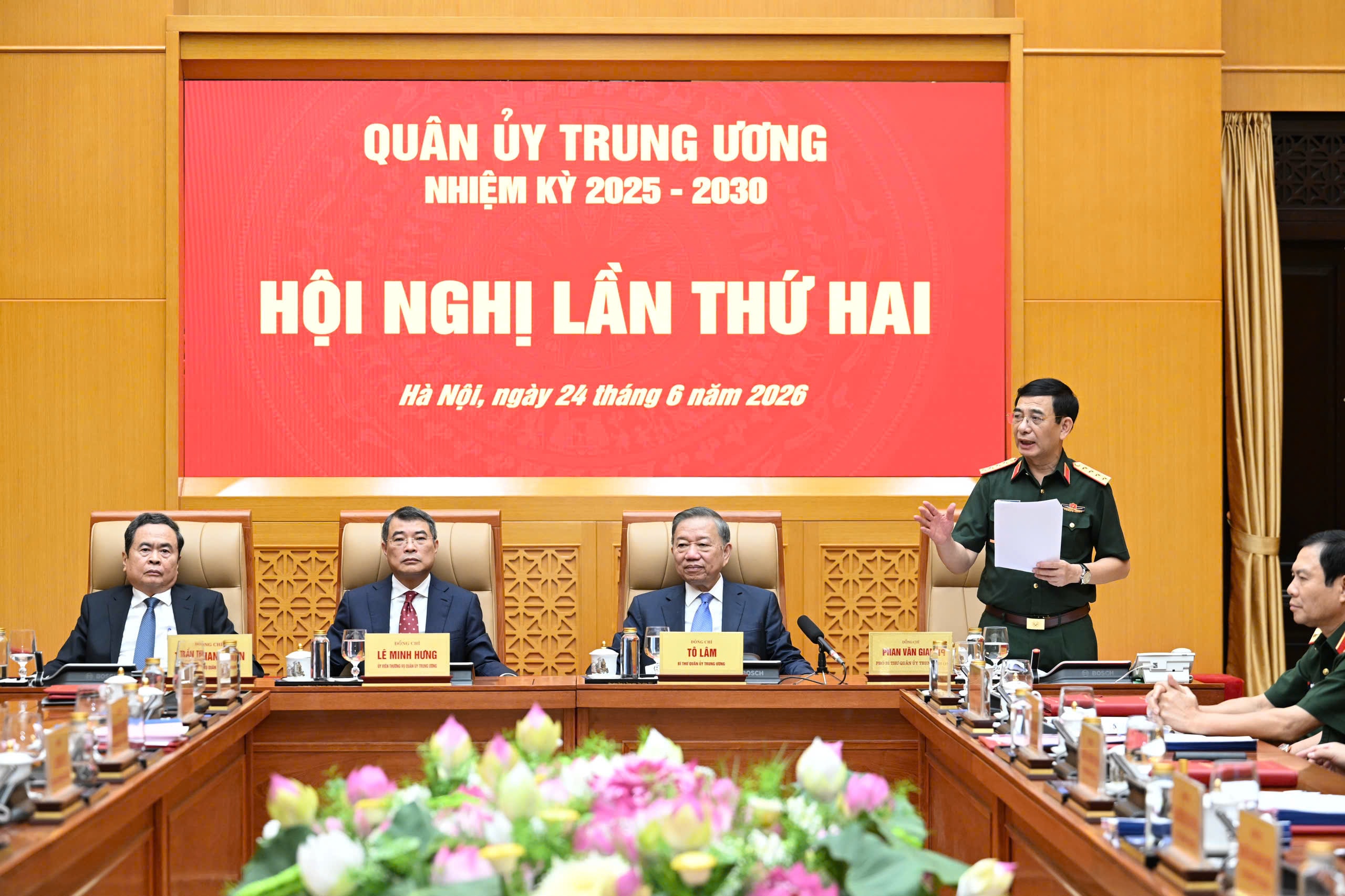 quan uy (9)