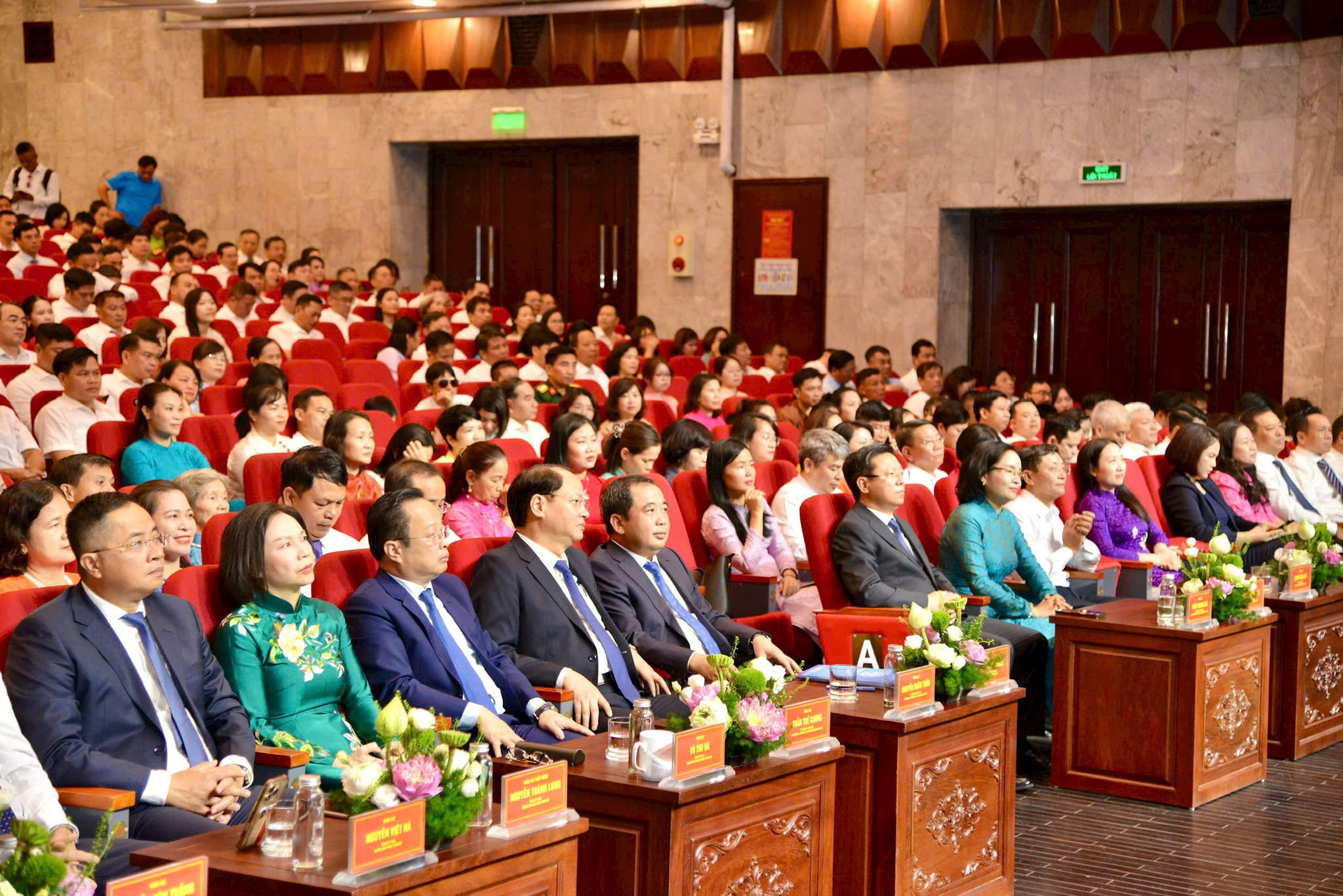 tuyen-duong-2.jpg