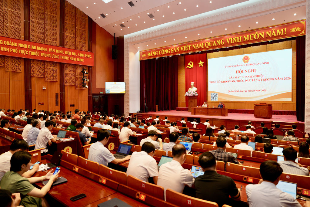 Quang cảnh hội nghị
