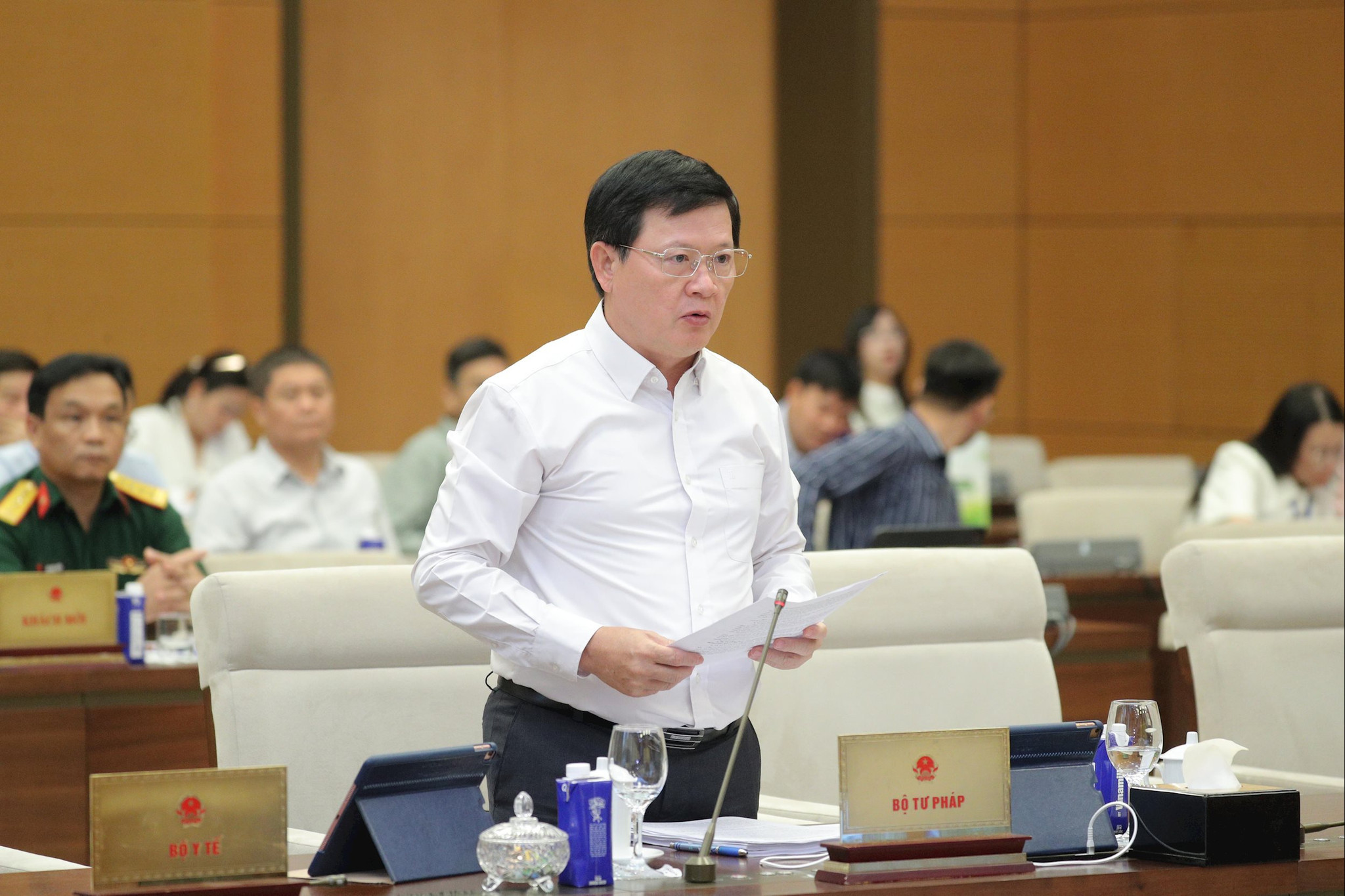 Thứ trưởng Bộ Tư pháp Mai Lương Khôi. Ảnh: Hồ Long