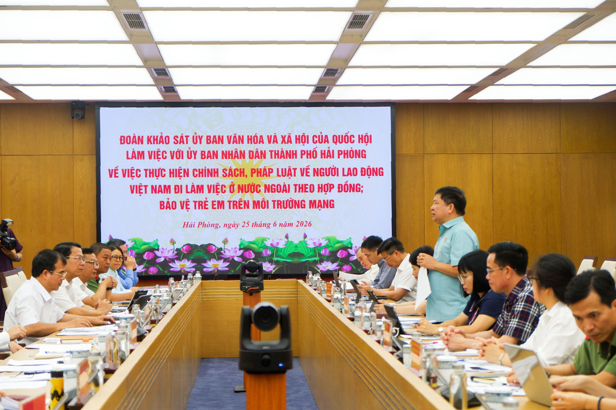 ubnd-hai-phong9(1).jpg