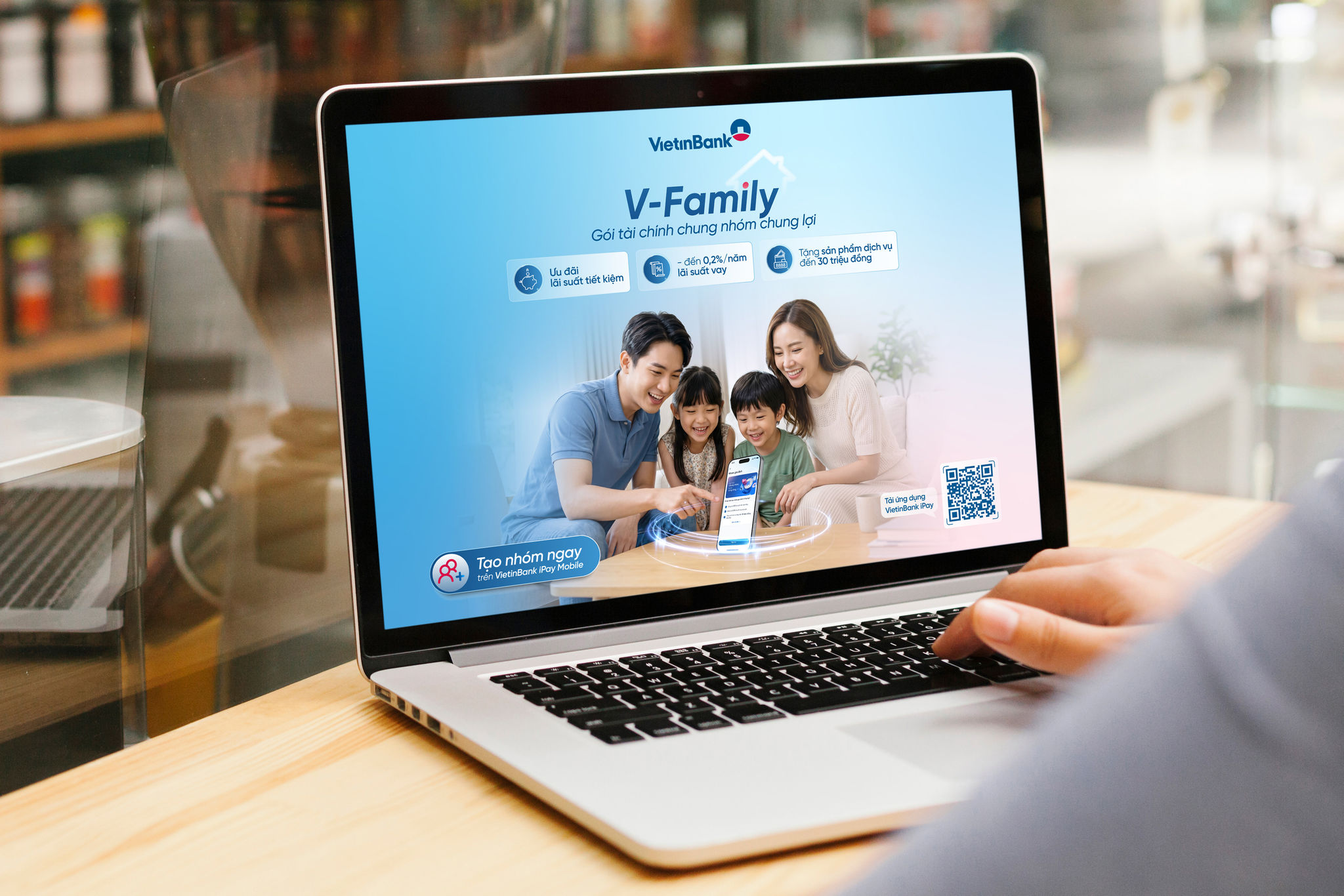 v-family-mockup-pr2.jpg