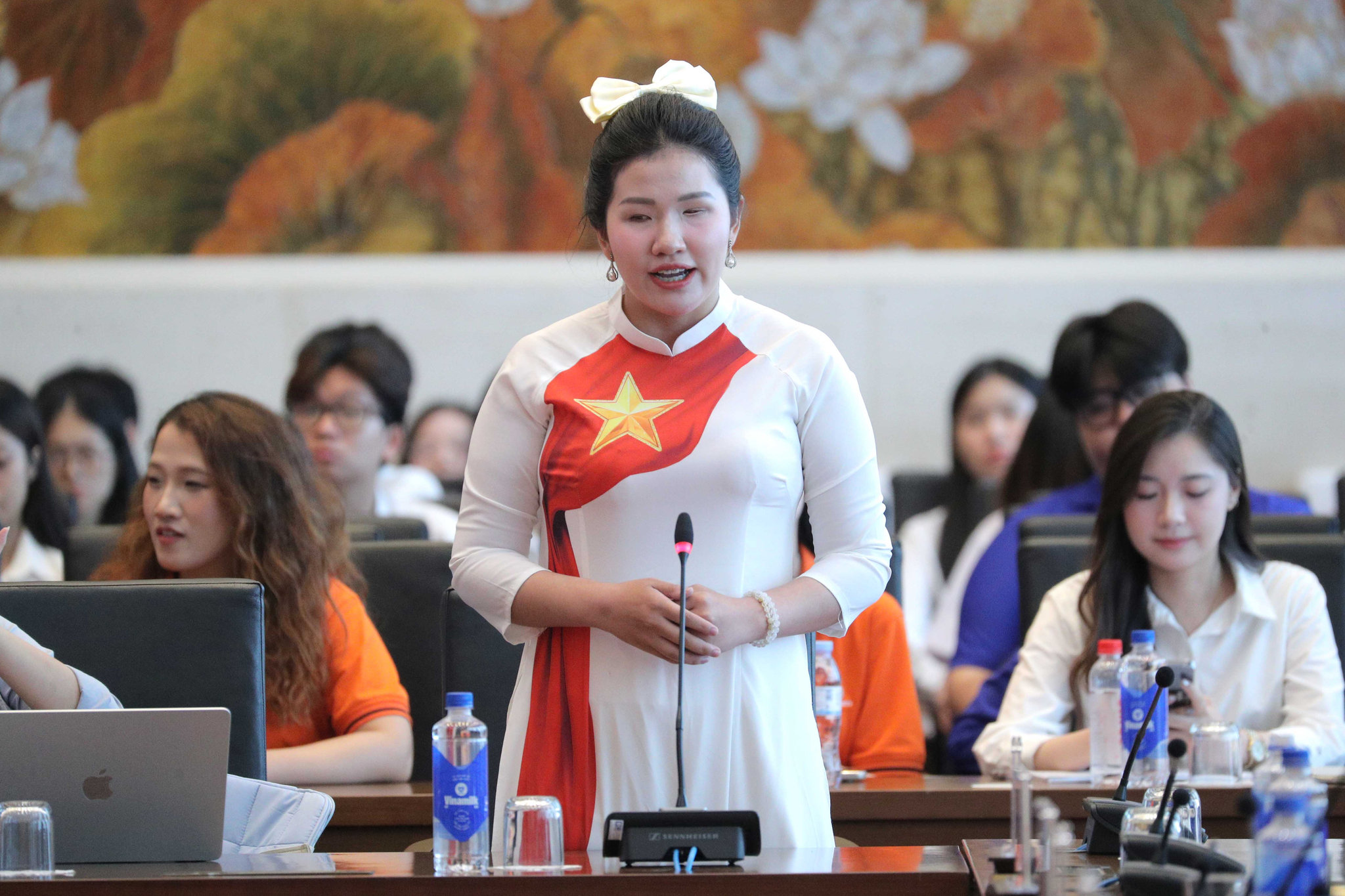Sinh viên Đại học Khoa học xã hội và nhân văn