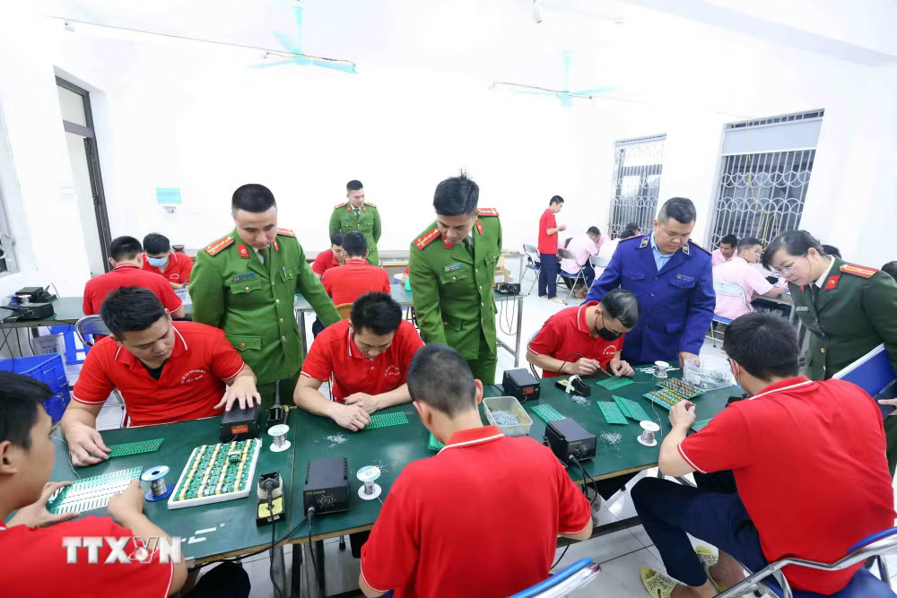 Học viên tại một cơ sở cai nghiện ma túy. (Ảnh: Phạm Kiên/TTXVN) ttxvn-cai-nghien-ma-tuy.jpg