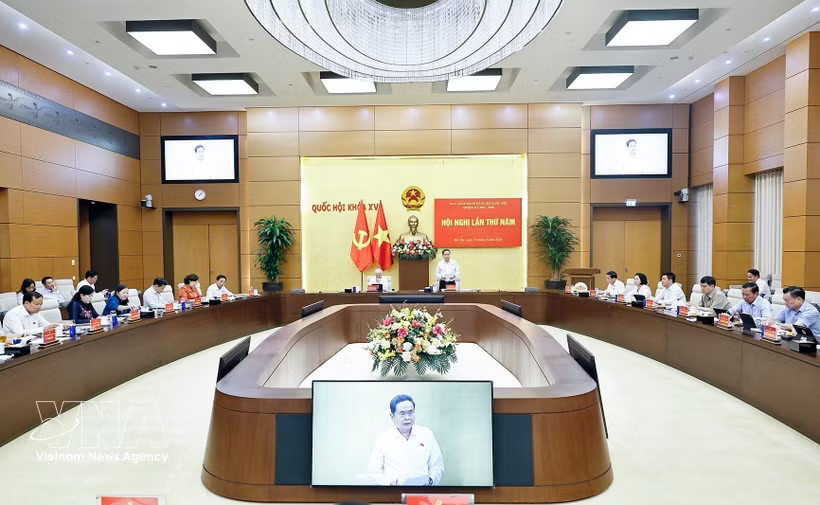 National Assembly Chairman Tran Thanh Man chairs the fifth conference of the NA Party Committee on June 29 (Photo: VNA)