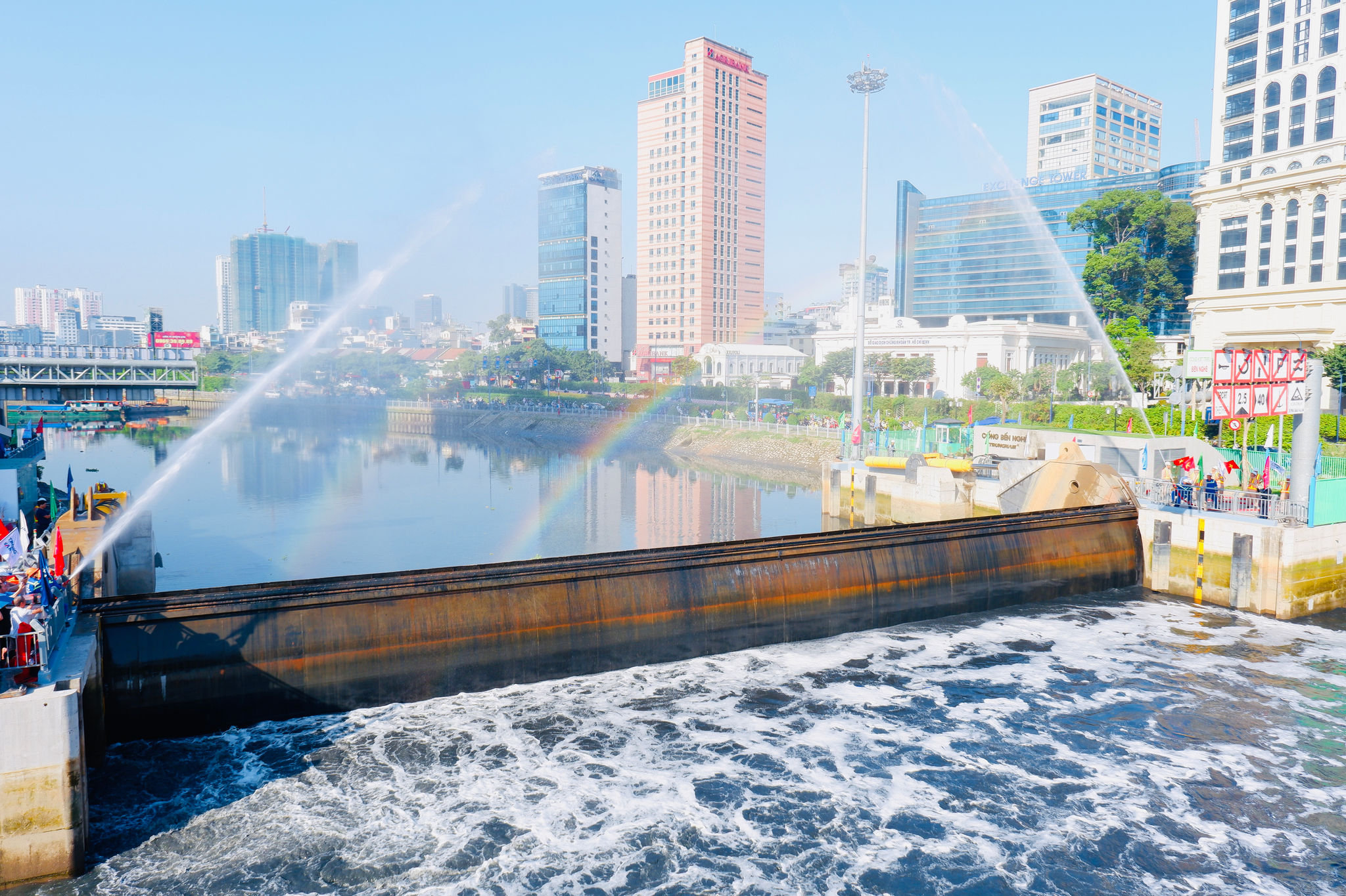 Cống ngăn triều đầu tiên của dự án 10.000 tỷ đồng tại TP. Hồ Chí Minh