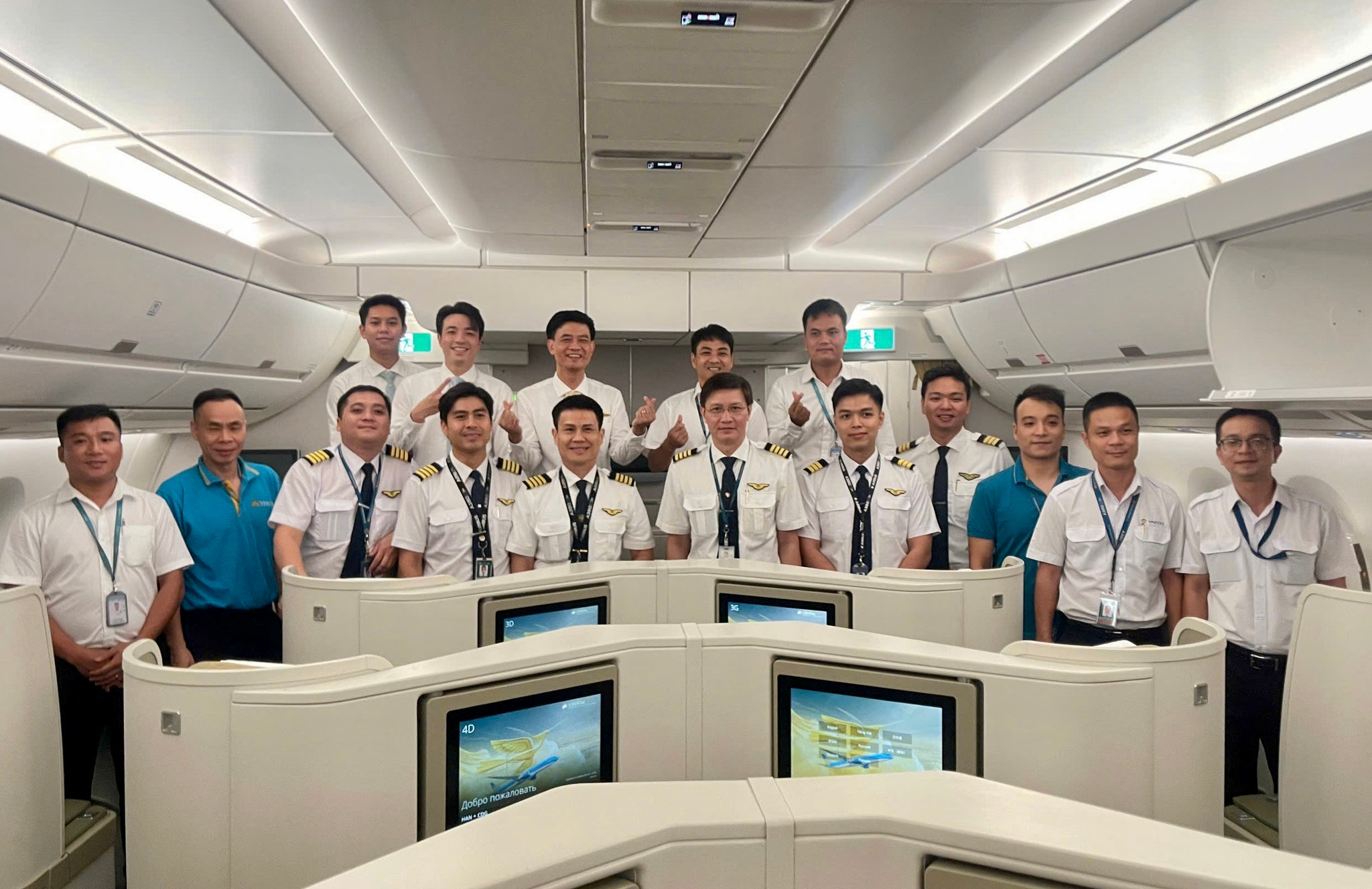 7. Phi hành đoàn chuyến bay đặc biệt VN68