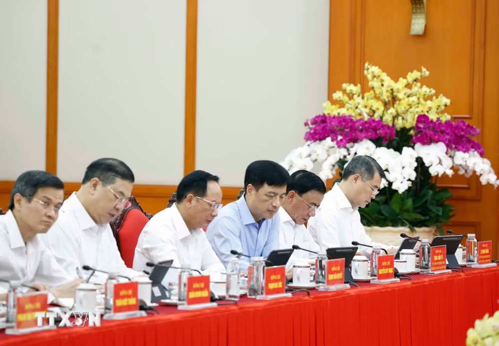 Các đại biểu tham dự. (Ảnh: Thống Nhất/TTXVN) ttxvn-tong-bi-thu-chu-tich-nuoc-to-lam-chu-tri-phien-hop-thu-nhat-ban-chi-dao-trung-uong-ve-doi-ngoai-va-hoi-nhap-quoc-te4.jpg