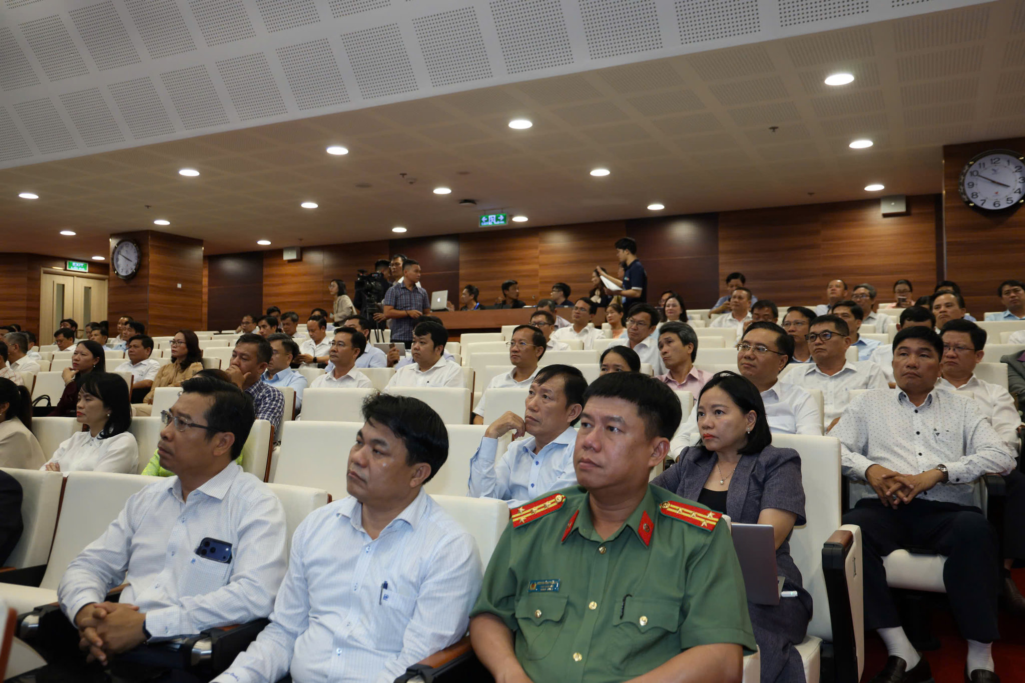 z7992792549580_d6a3fb72adcdf7a9f2785e2fece837ef.jpg