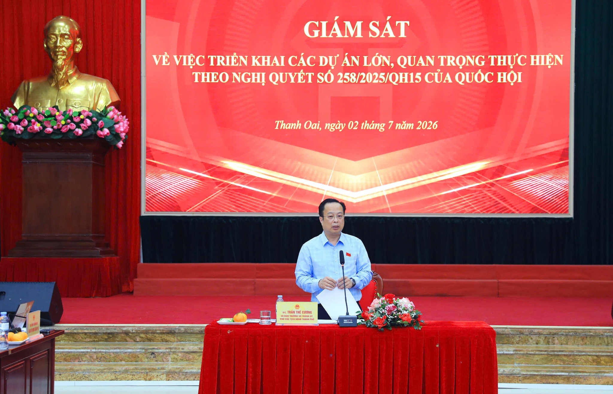 Phó Chủ tịch Thường trực HĐND thành phố Trần Thế Cương kết luận buổi giám sát
