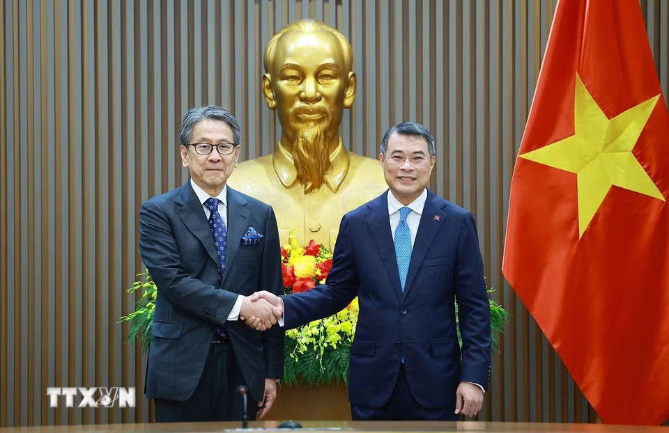 a7efaca3aac9034f9efb0c8972265f49d8f86164867992-_ttxvn-thu-tuong-tiep-chu-tich-ngan-hang-hop-tac-quoc-te-nhat-ban-0207-1.jpg.avif