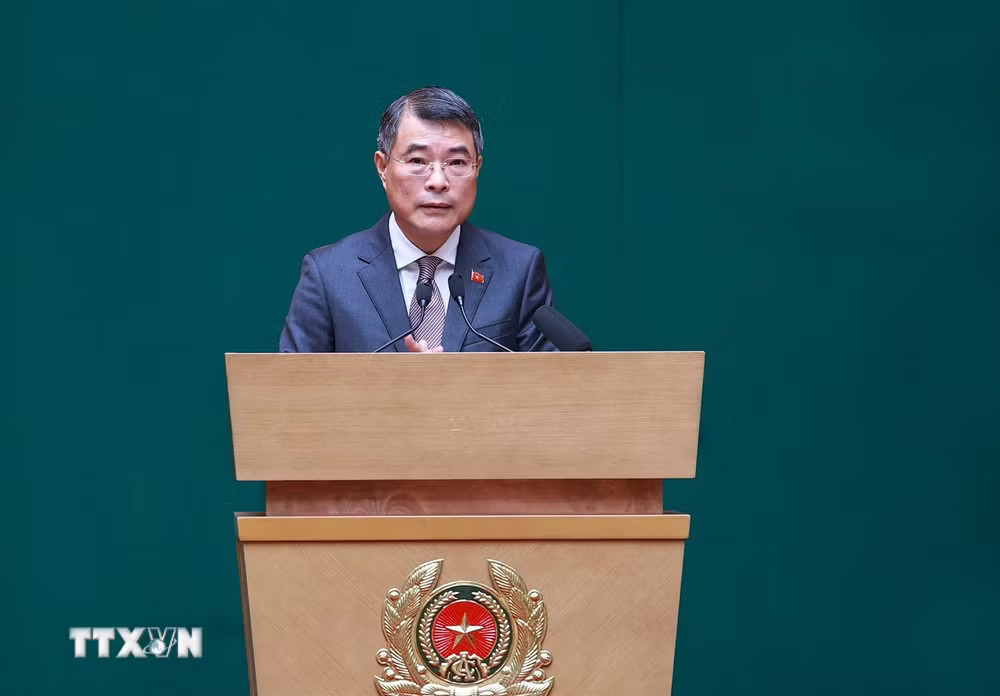 Thủ tướng Lê Minh Hưng chỉ đạo Hội nghị sơ kết công tác công an 6 tháng đầu năm 2026. (Ảnh: Dương Giang/TTXVN) ttxvn-thu-tuong-du-hoi-nghi-so-ket-cong-tac-cong-an-6-thang-dau-nam-2026-10.jpg