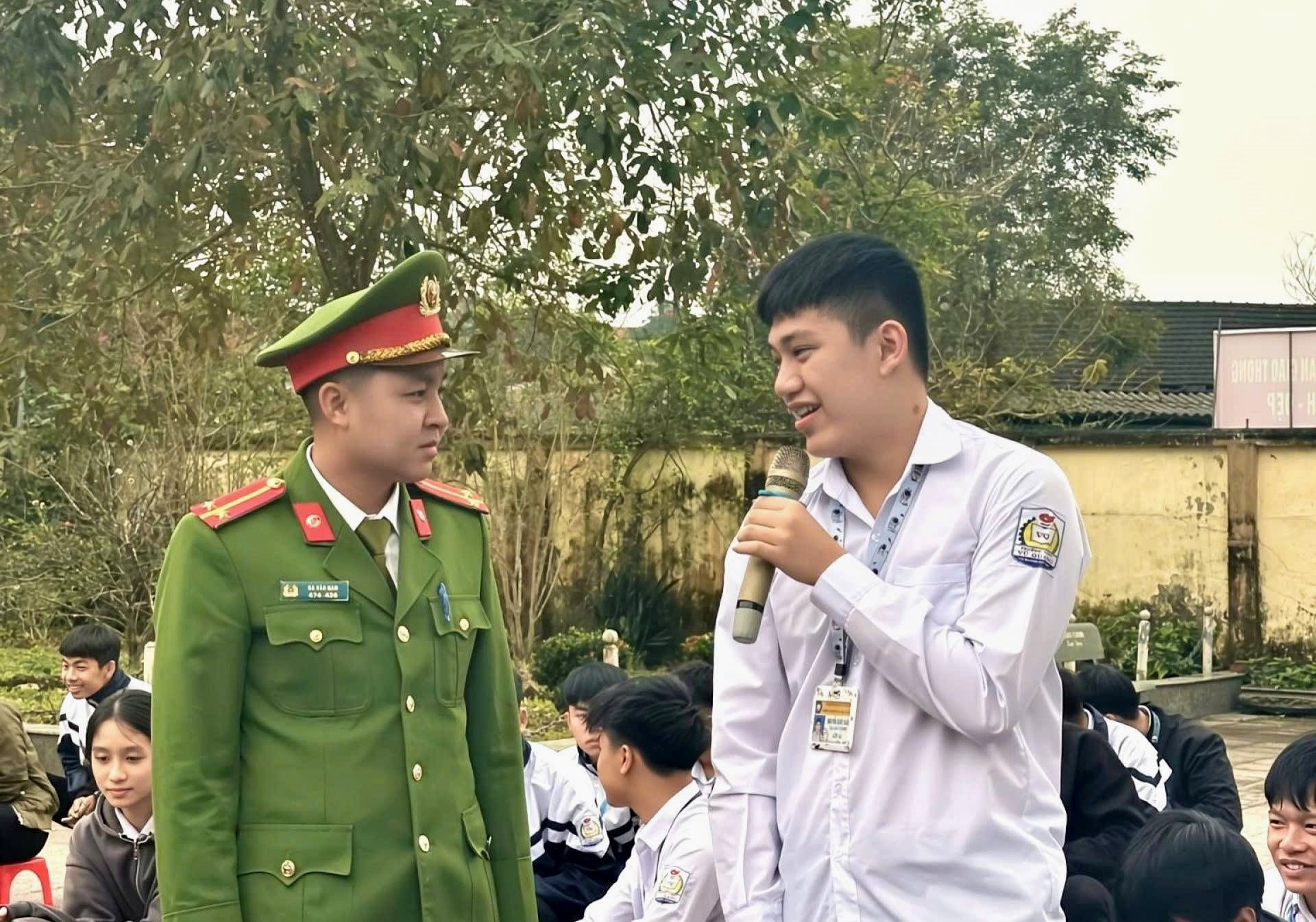 anh 3