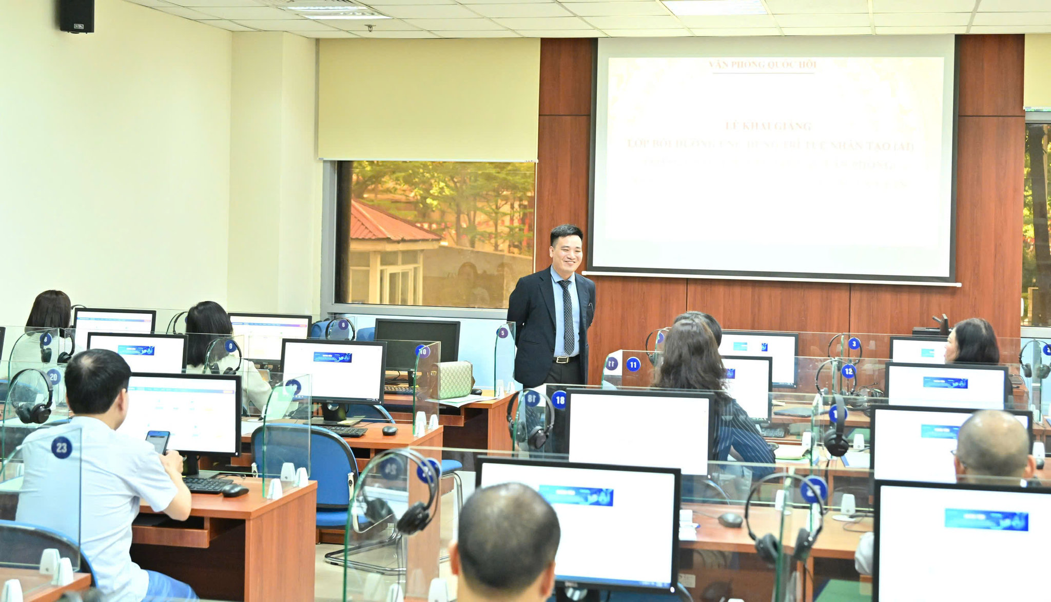 Hướng dẫn thực hành AIz7998166440649_4297d26f2441ef7754ada4b19b9b1d08
