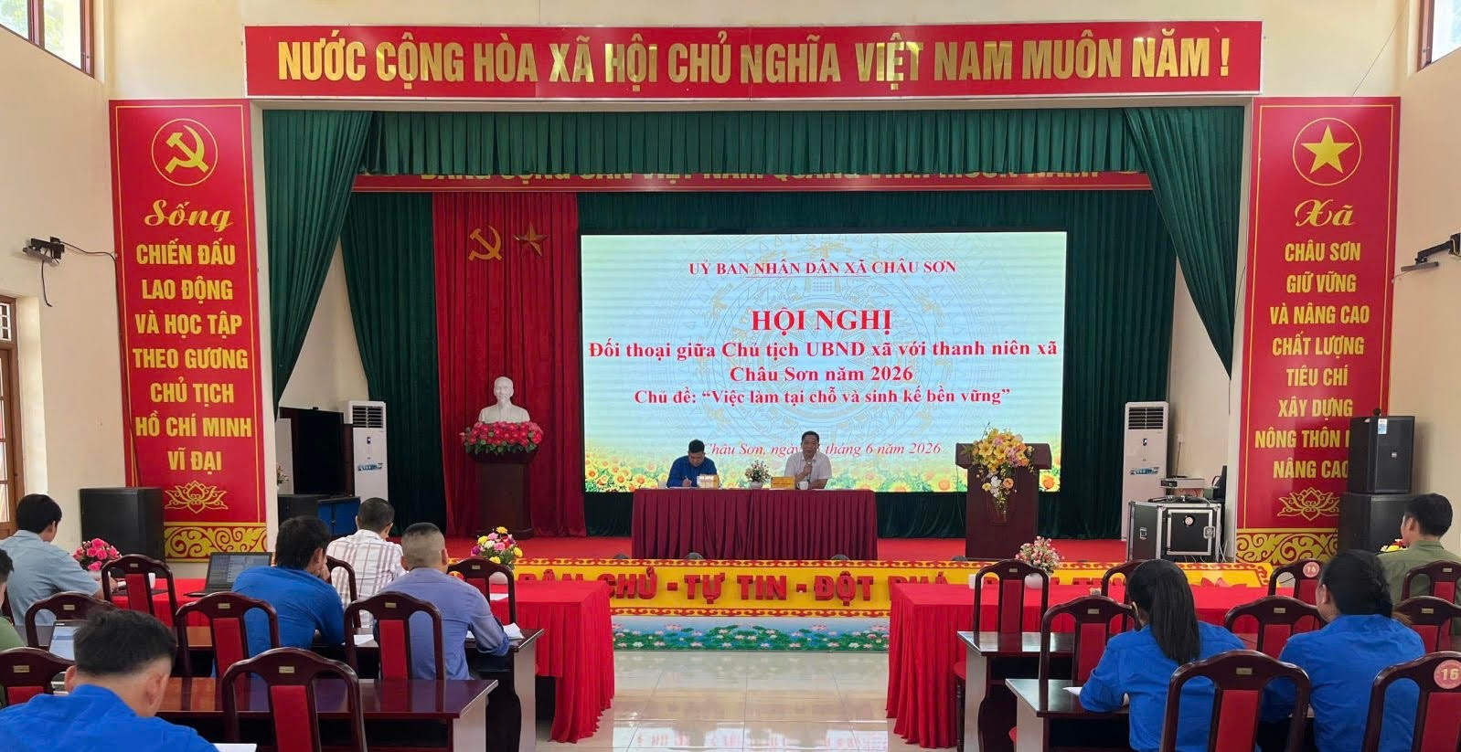 Toàn cảnh hội nghị. Ảnh CS