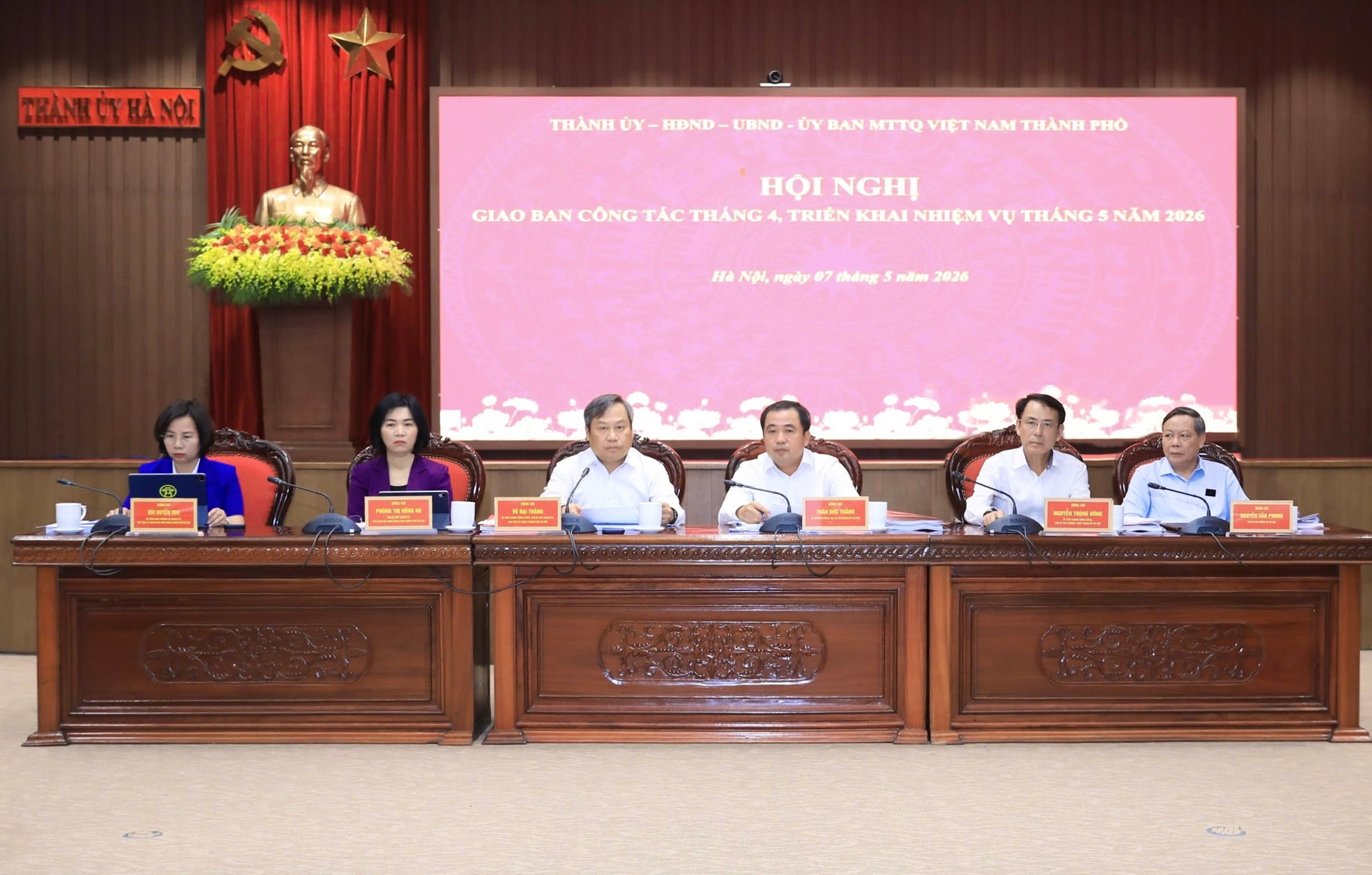 thuong-truc-thanh-uy.jpg
