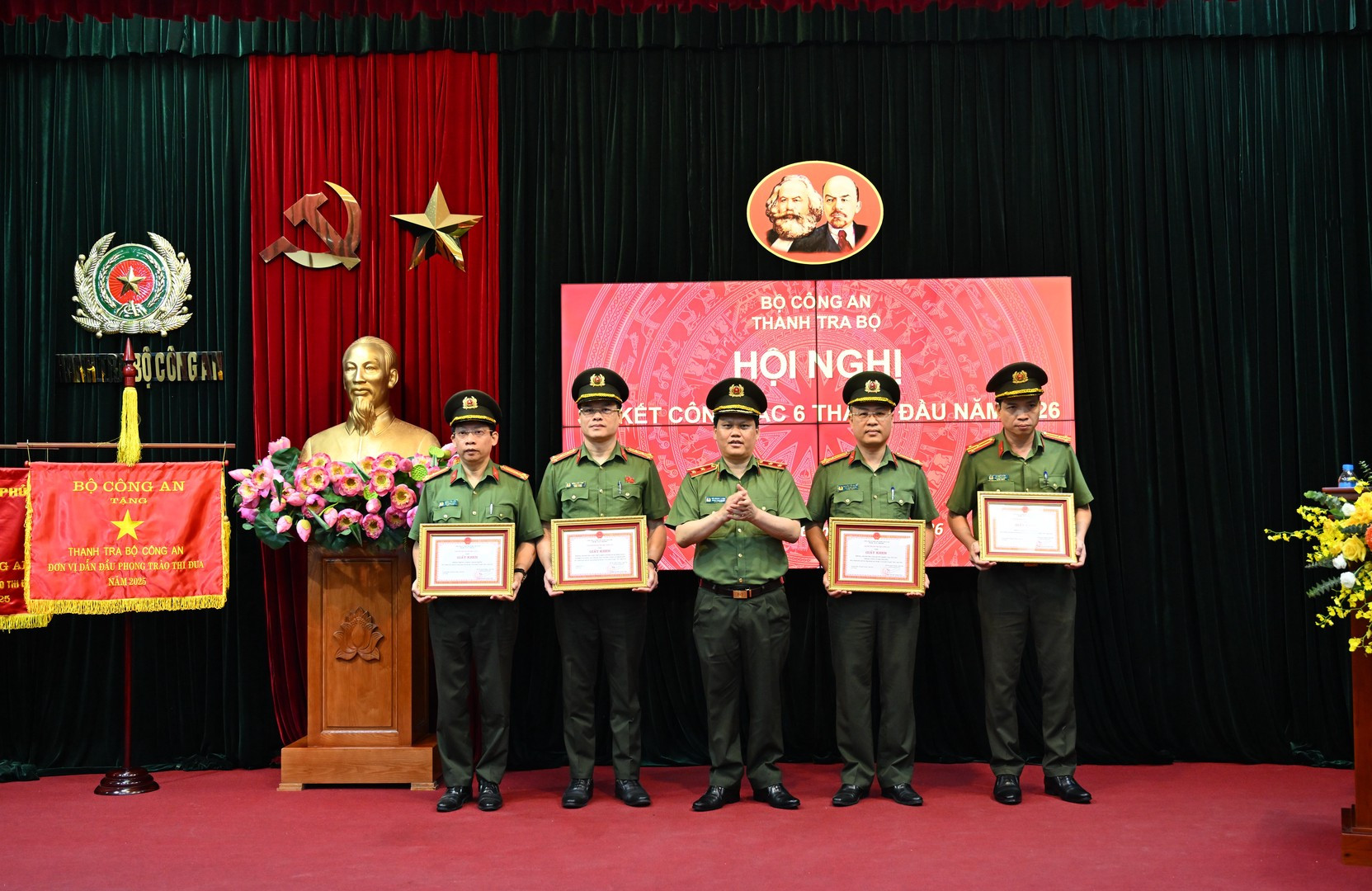 bocongan.gov.vn-media-bca-media-_library-20260706092153-4e5738d7-0ccd-4a8f-bc83-c6dde42d034c-dsc-6803.jpg