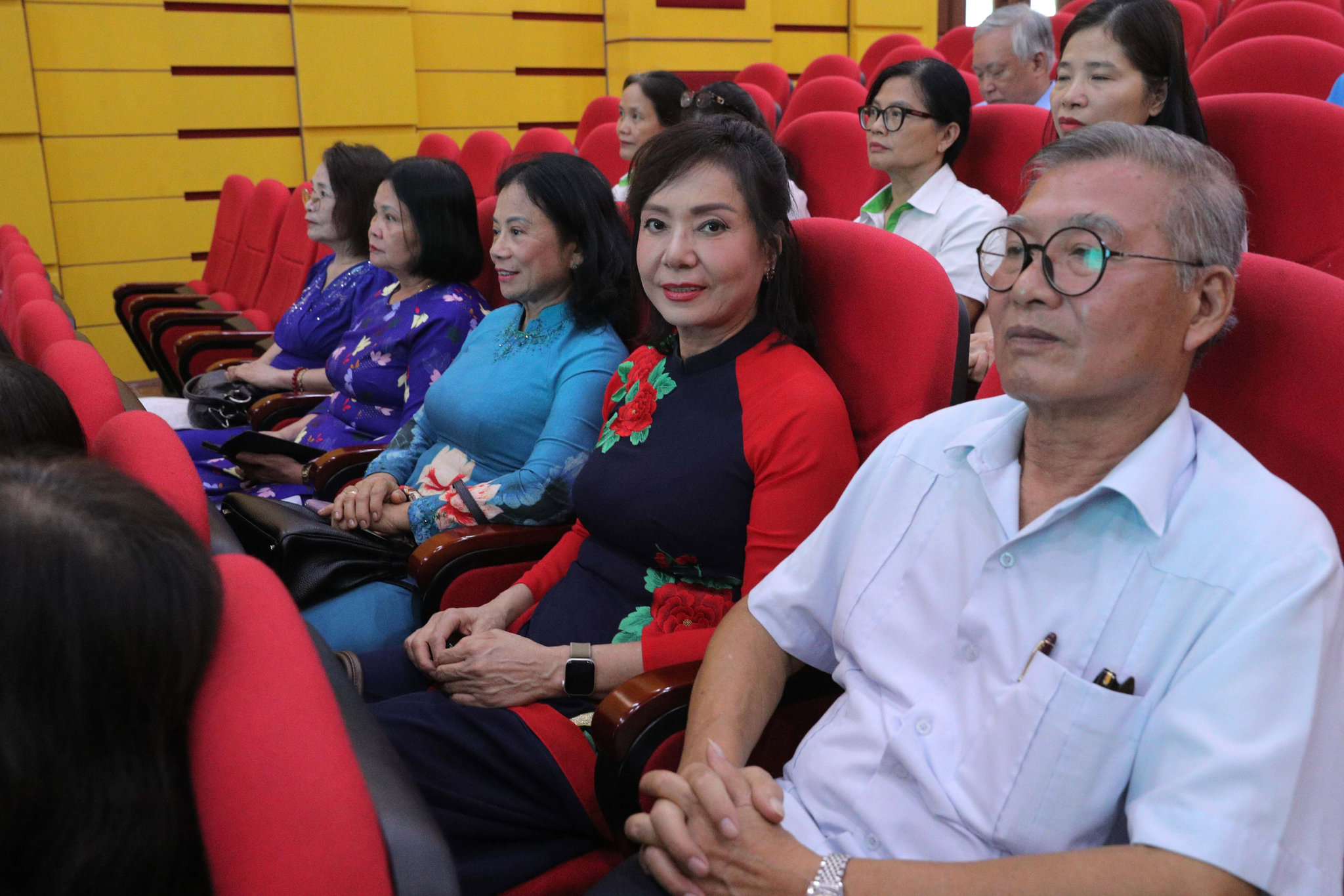 Các đại biểu dự 1