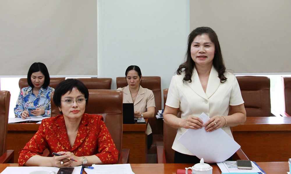 dong-chi-lam-thi-huong-thanh-phat-bieu-tai-hoi-nghi-tham-tracua-ban-kinh-te-ngan-sach.jpg