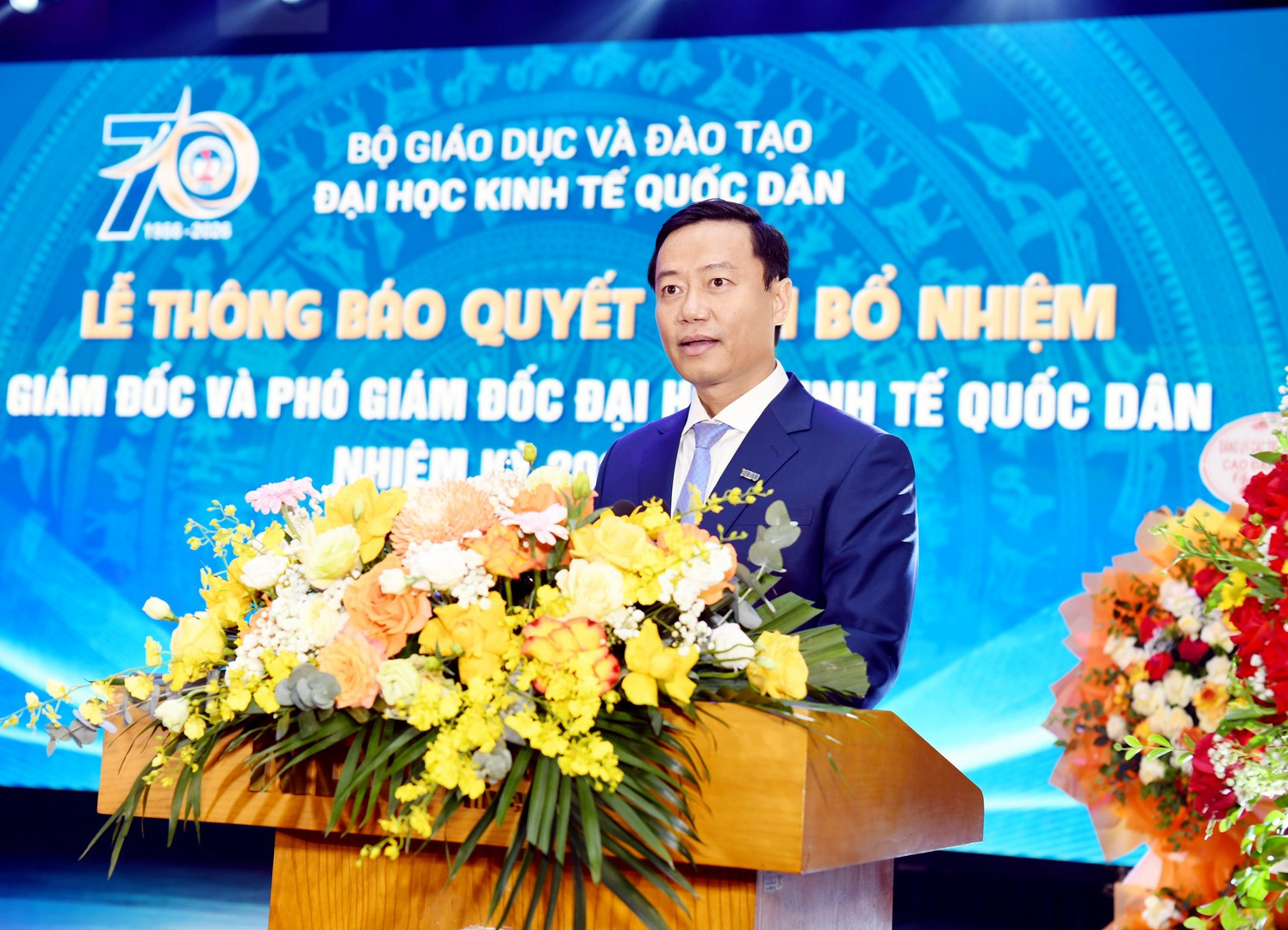 Giám đốc ĐHKTQD