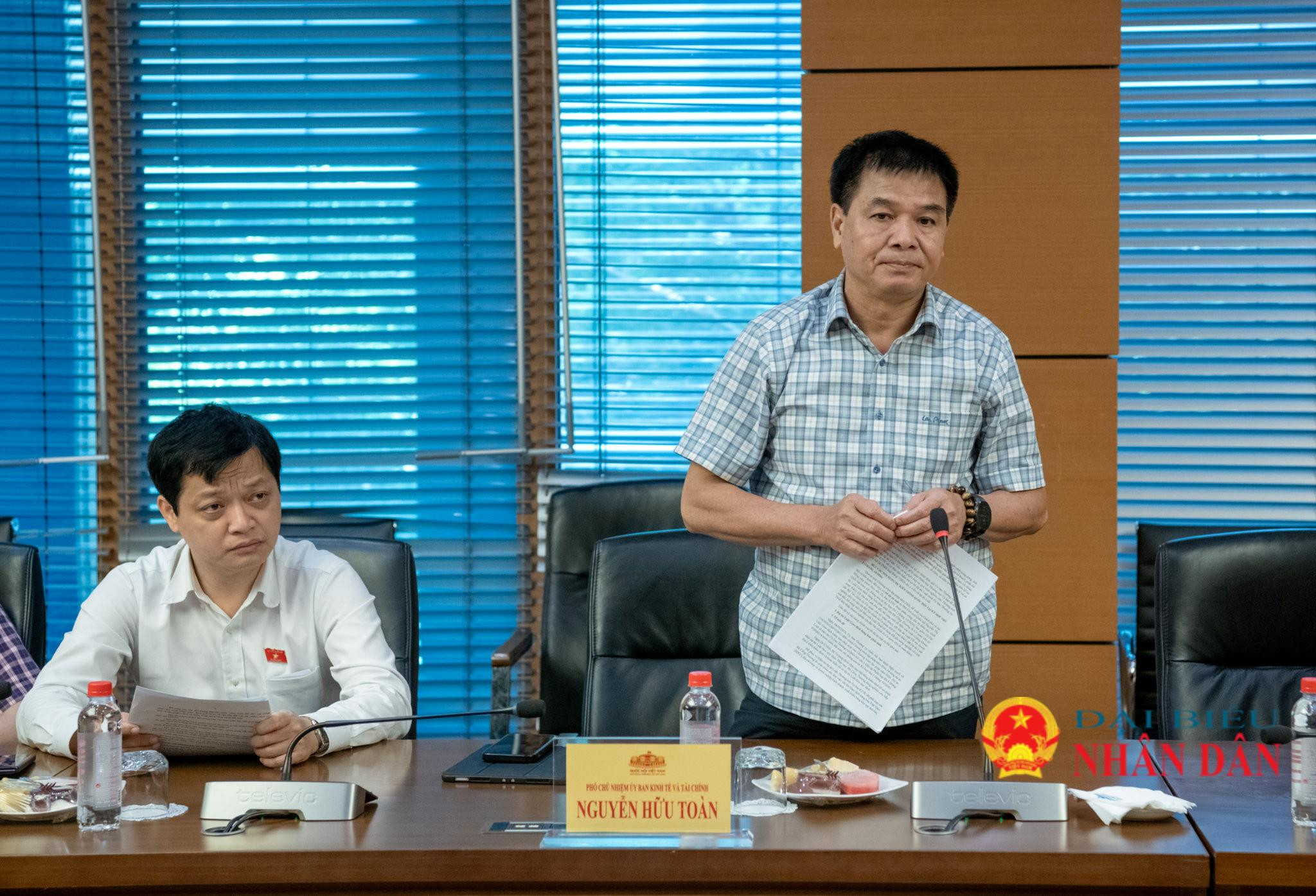 pho-chu-nhiem-ub-kinh-te-va-tai-chinh-nguyen-huu-toan(1).jpg
