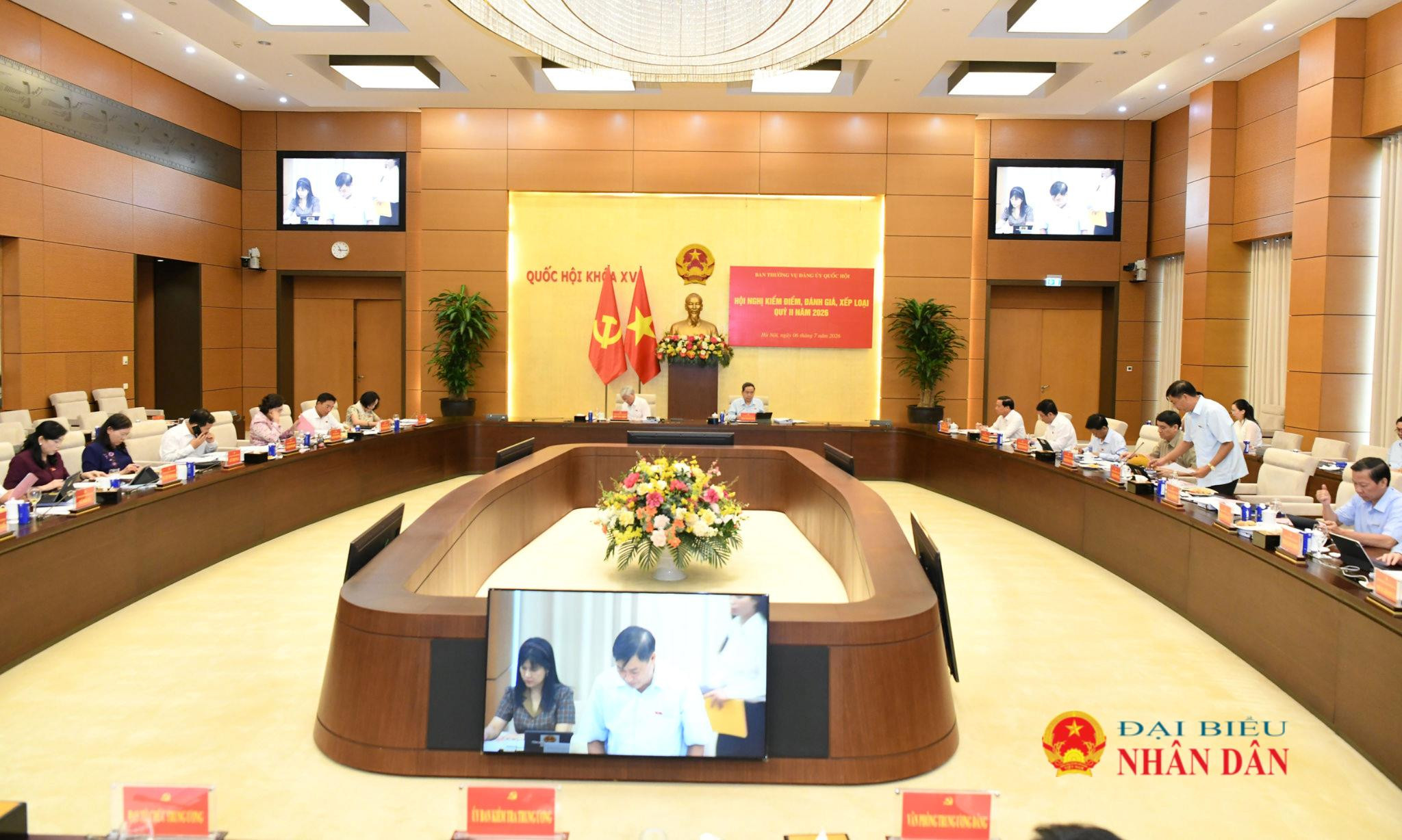 quang-canh-cuoc-hop-ban-thuong-vu-dang-uy-quoc-hoi.2.jpg